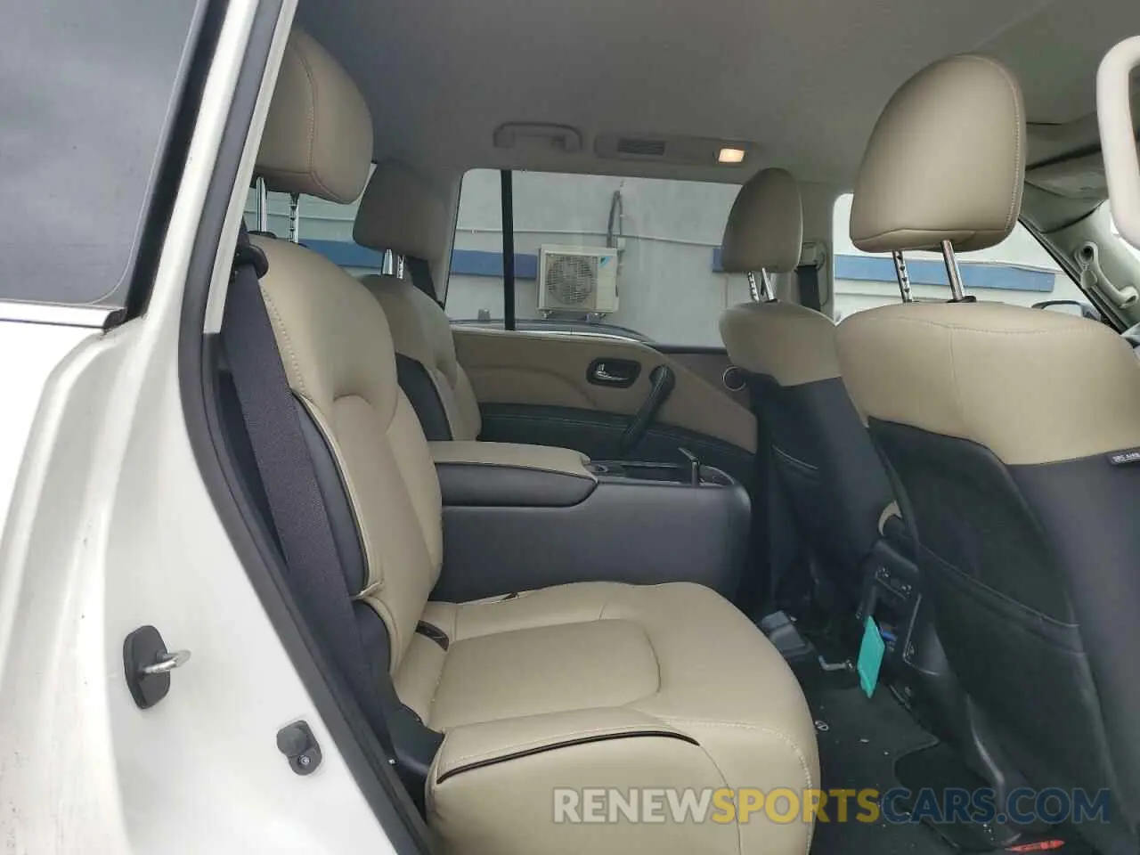 11 Photograph of a damaged car JN8AZ2AF5N9741437 INFINITI QX80 2022