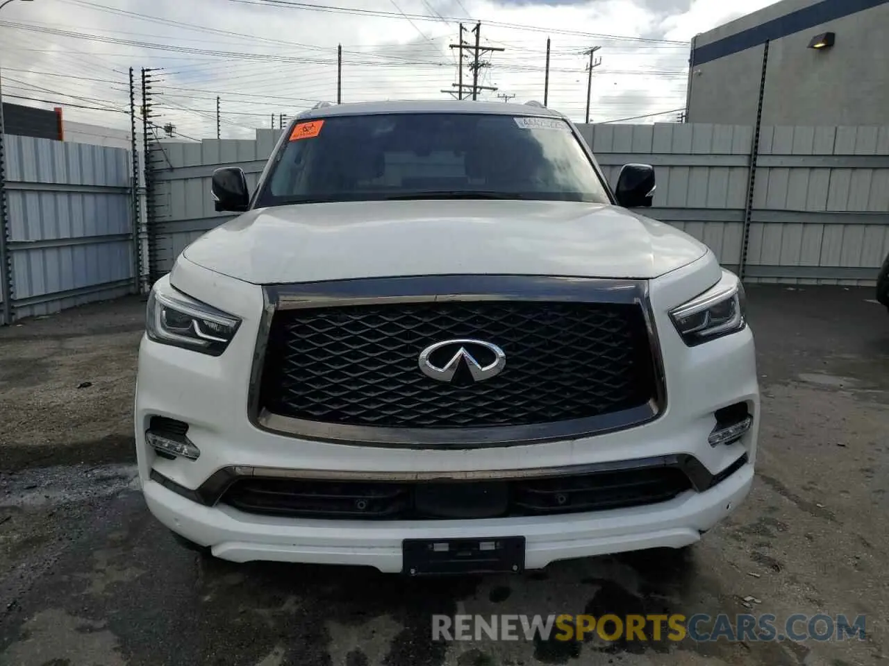 5 Photograph of a damaged car JN8AZ2AF5N9741437 INFINITI QX80 2022