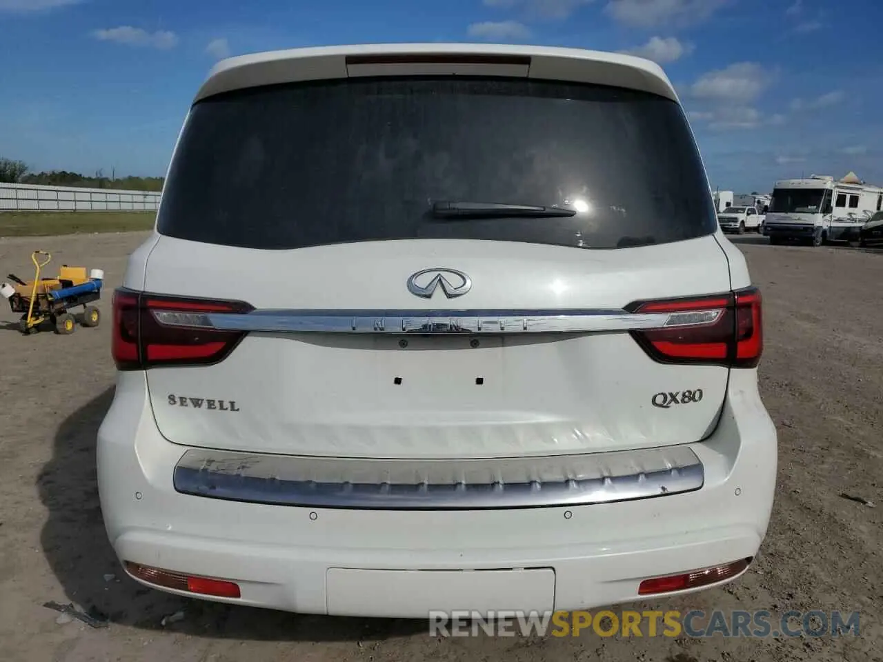6 Photograph of a damaged car JN8AZ2AF9N9743479 INFINITI QX80 2022