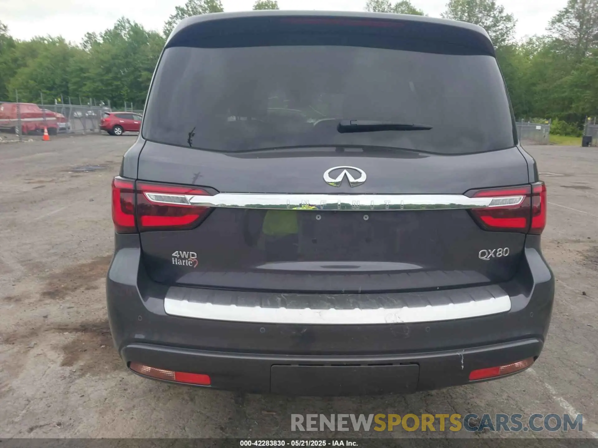 17 Photograph of a damaged car JN8AZ2BE6N9290797 INFINITI QX80 2022