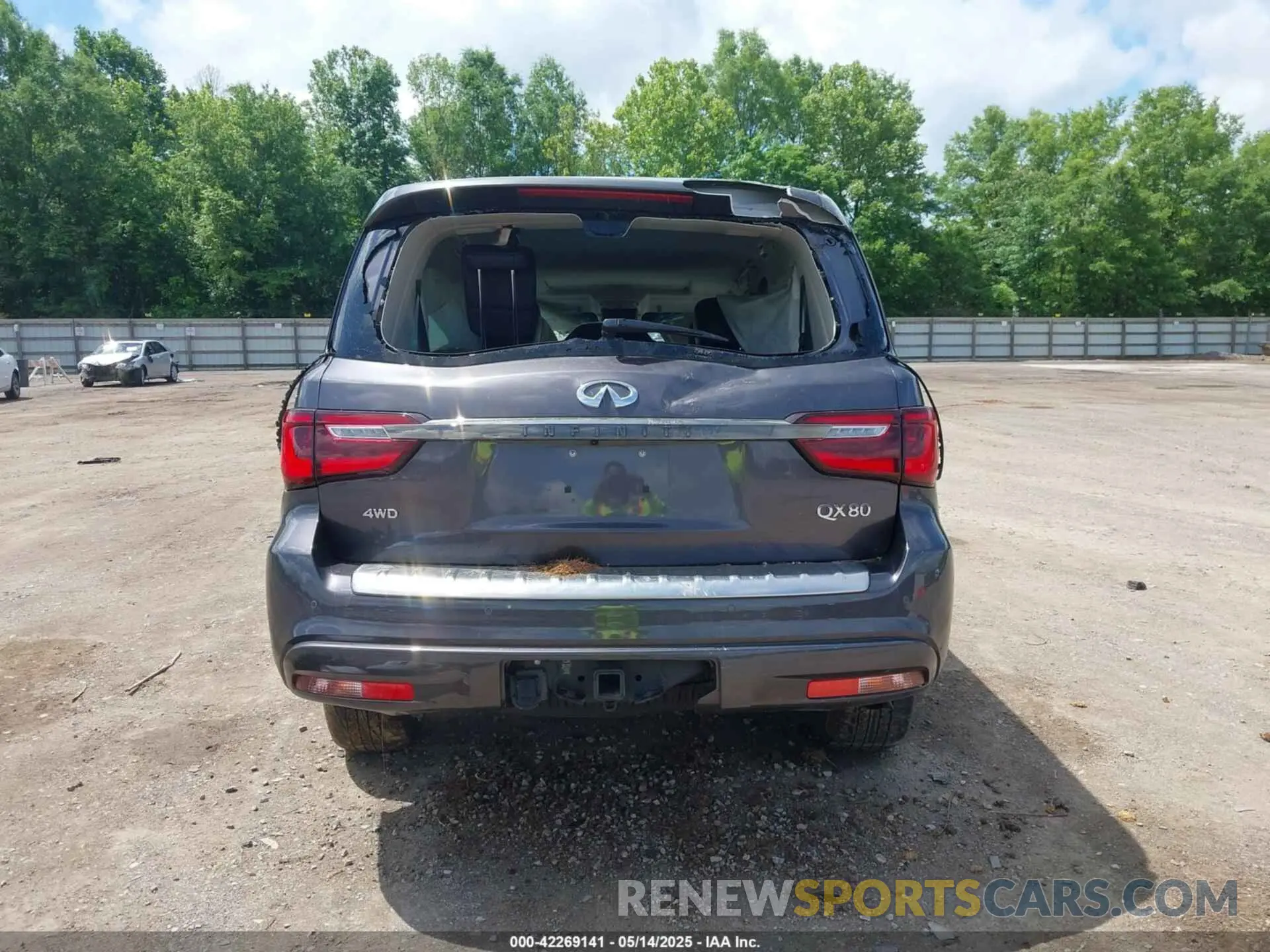 17 Photograph of a damaged car JN8AZ2AE2P9304263 INFINITI QX80 2023