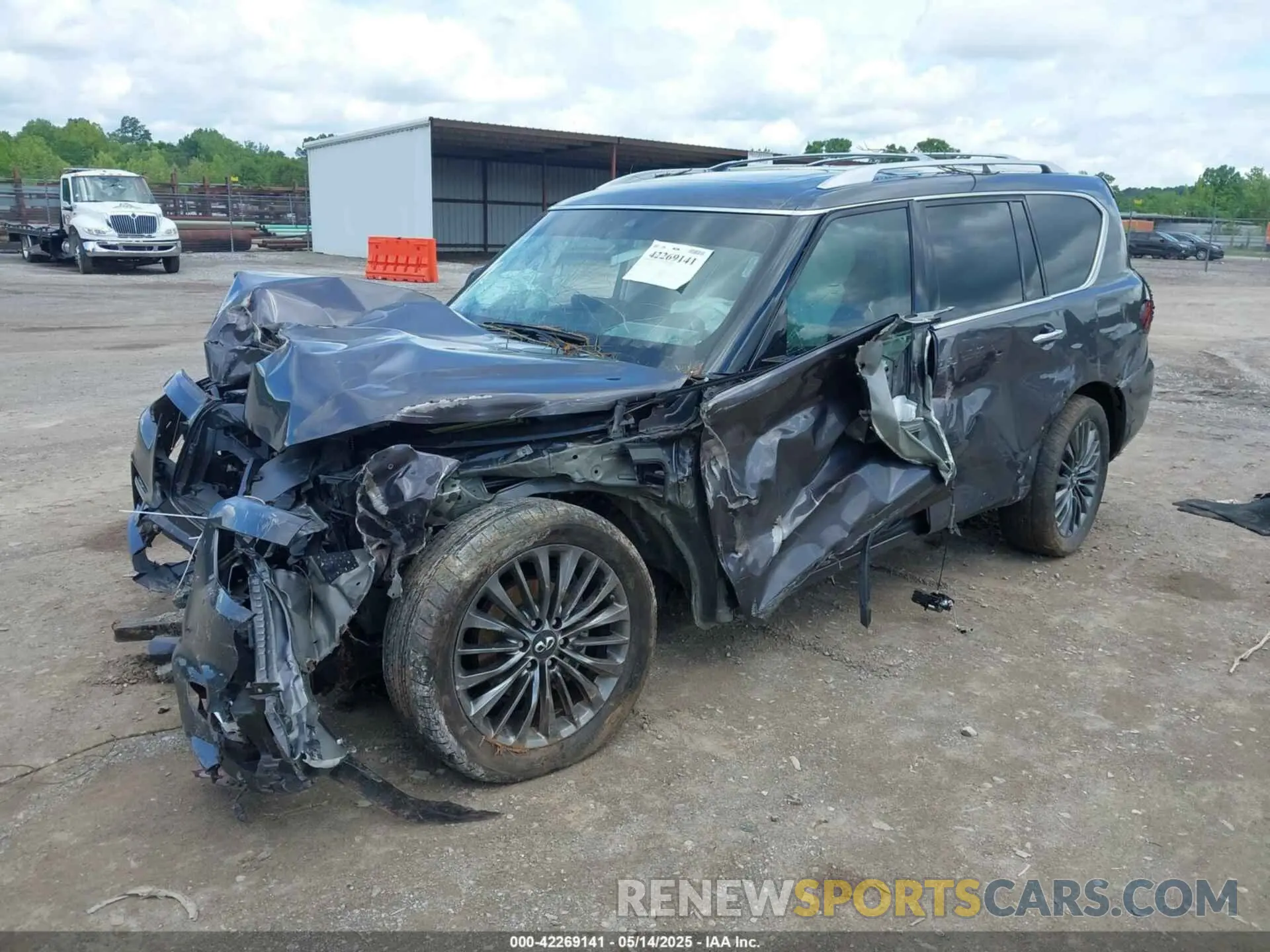 2 Photograph of a damaged car JN8AZ2AE2P9304263 INFINITI QX80 2023