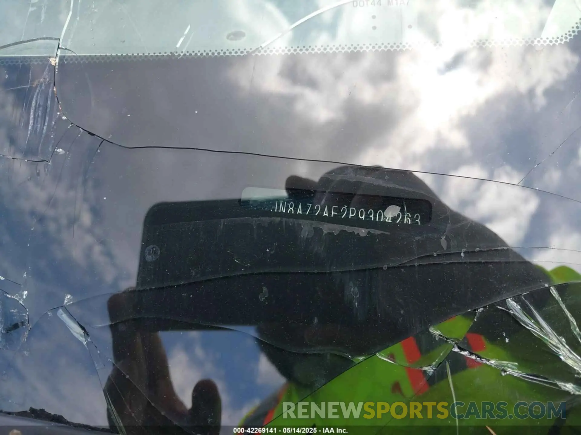9 Photograph of a damaged car JN8AZ2AE2P9304263 INFINITI QX80 2023