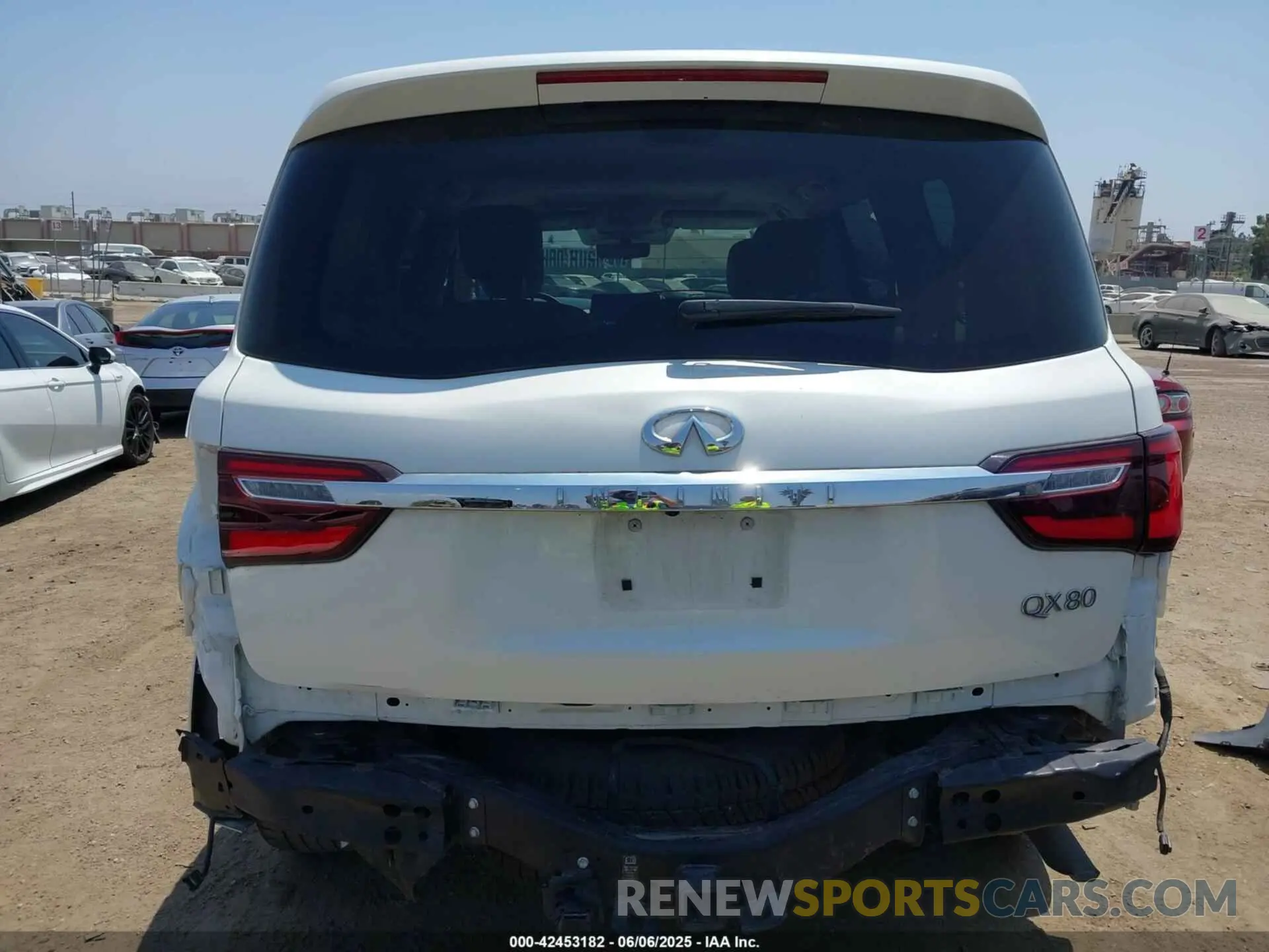 17 Photograph of a damaged car JN8AZ2AF0P9755202 INFINITI QX80 2023