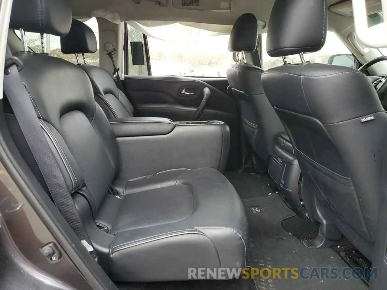11 Photograph of a damaged car JN8AZ2AE8R9329431 INFINITI QX80 2024