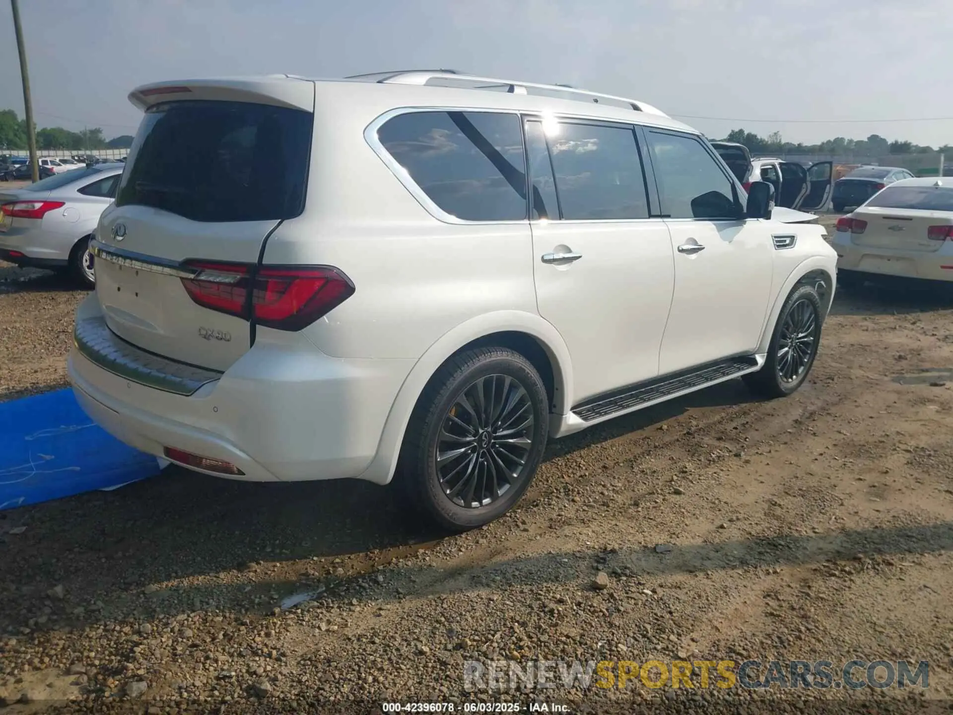 4 Photograph of a damaged car JN8AZ2BE9R9328741 INFINITI QX80 2024