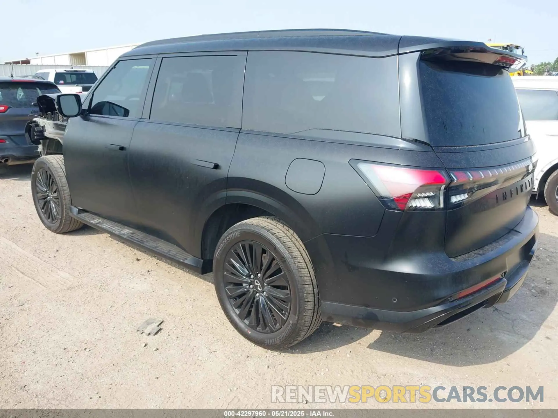 3 Photograph of a damaged car JN8AZ3BA5S9000872 INFINITI QX80 2025