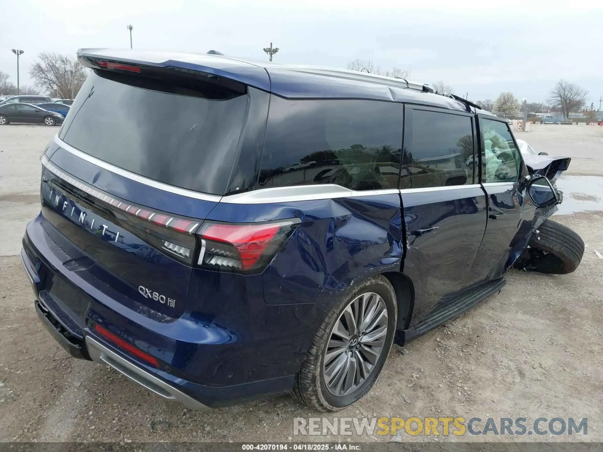 4 Photograph of a damaged car JN8AZ3BB1S9404731 INFINITI QX80 2025