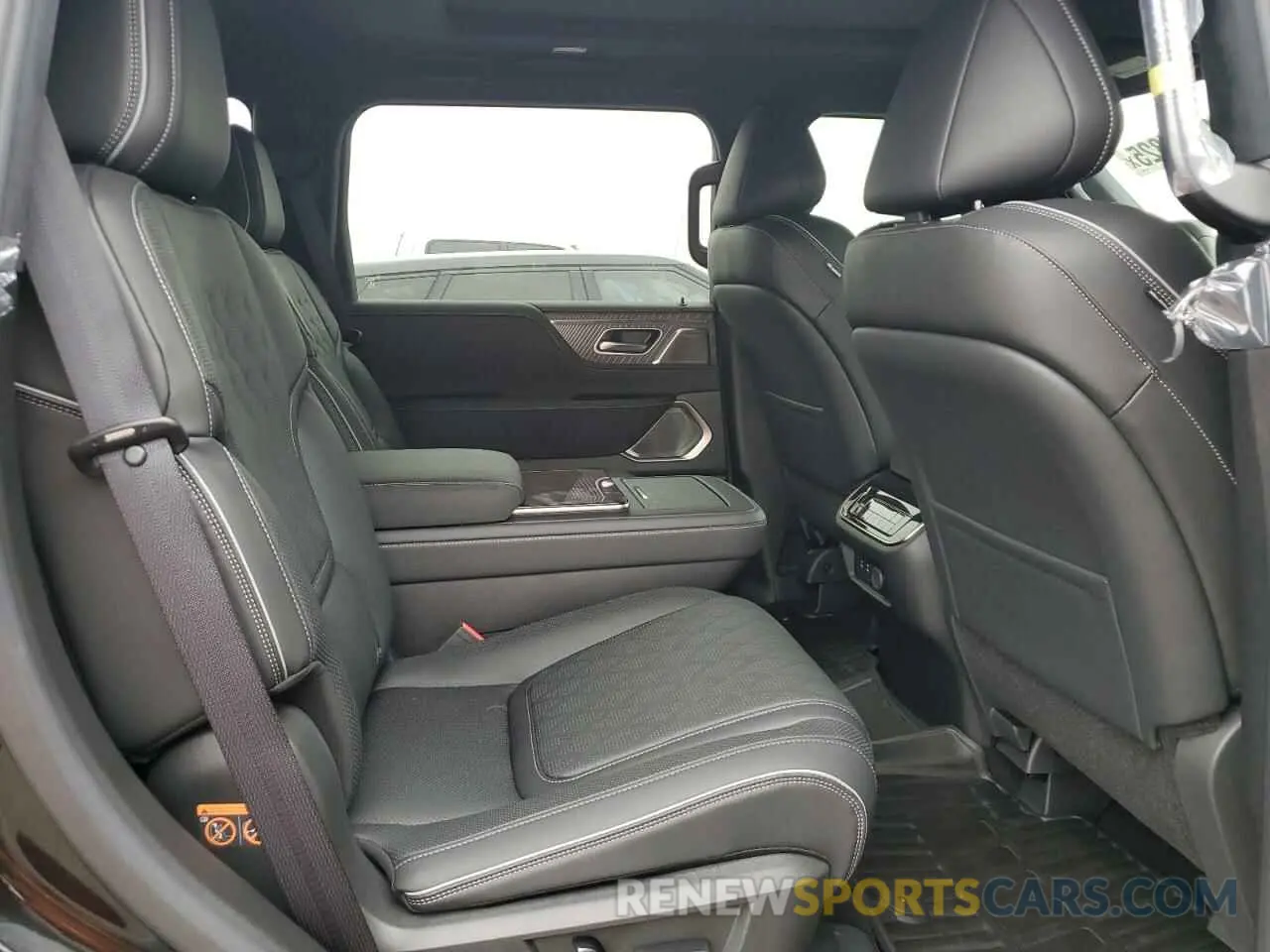 11 Photograph of a damaged car JN8AZ3CC3S9600385 INFINITI QX80 AUTOG 2025