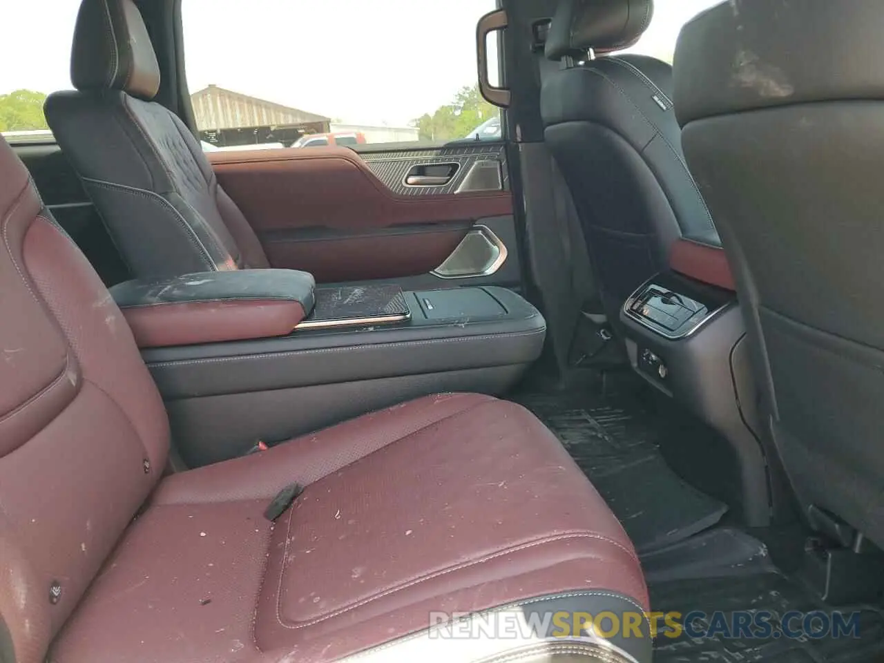12 Photograph of a damaged car JN8AZ3CCXS9601470 INFINITI QX80 AUTOG 2025