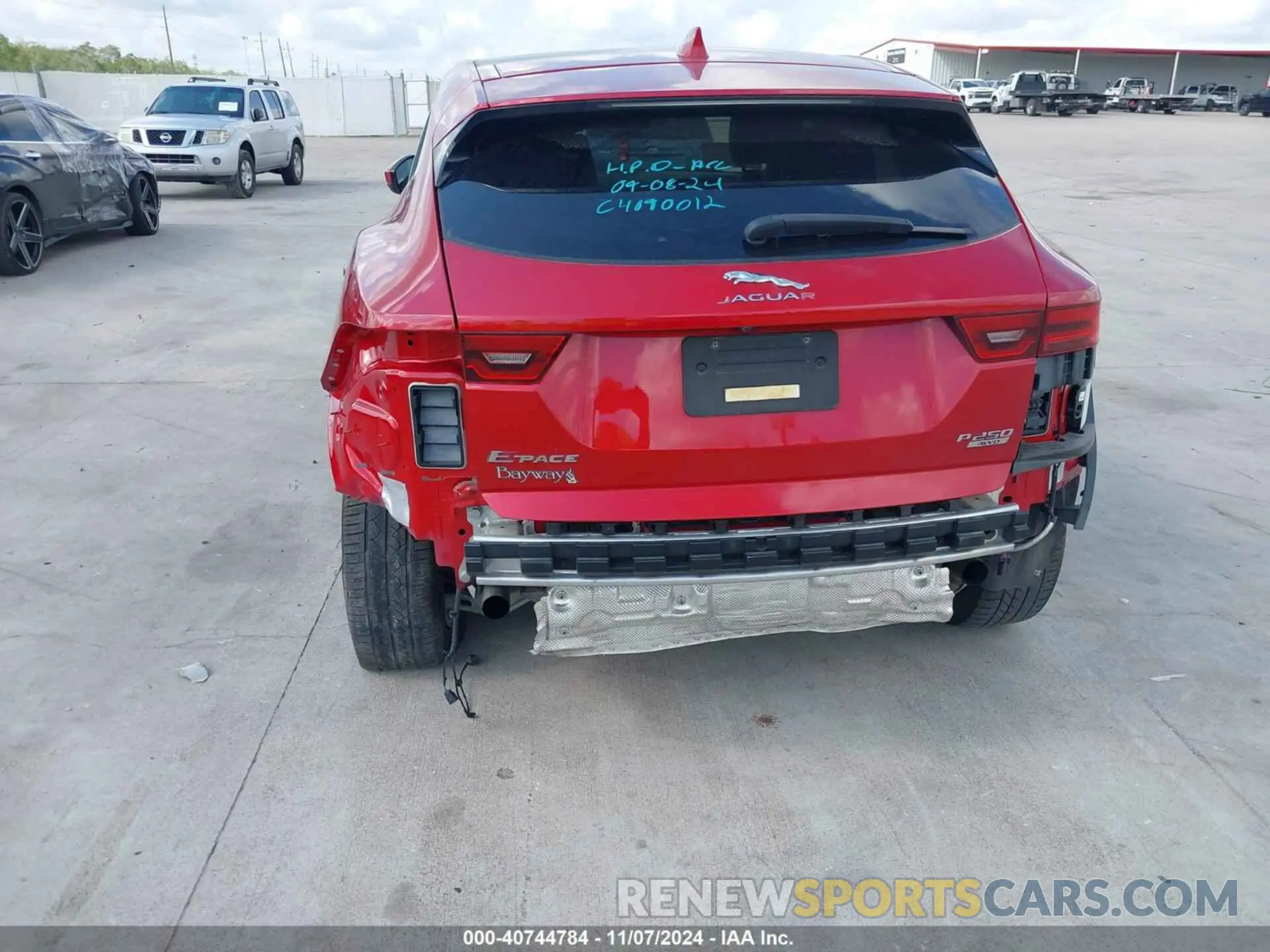 6 Photograph of a damaged car SADFJ2FX3K1Z46618 JAGUAR E-PACE 2019