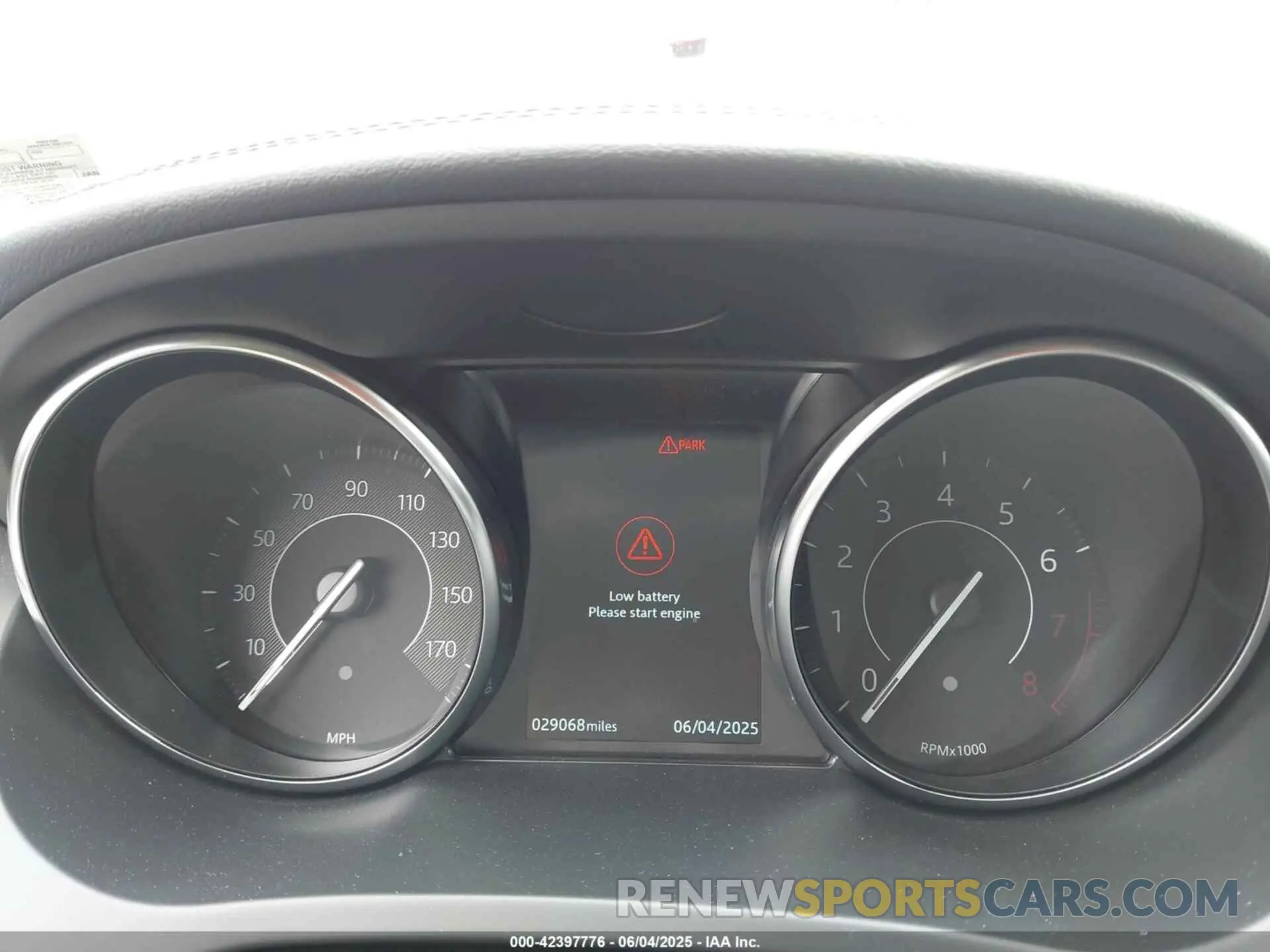 7 Photograph of a damaged car SADFJ2FX4K1Z72242 JAGUAR E-PACE 2019