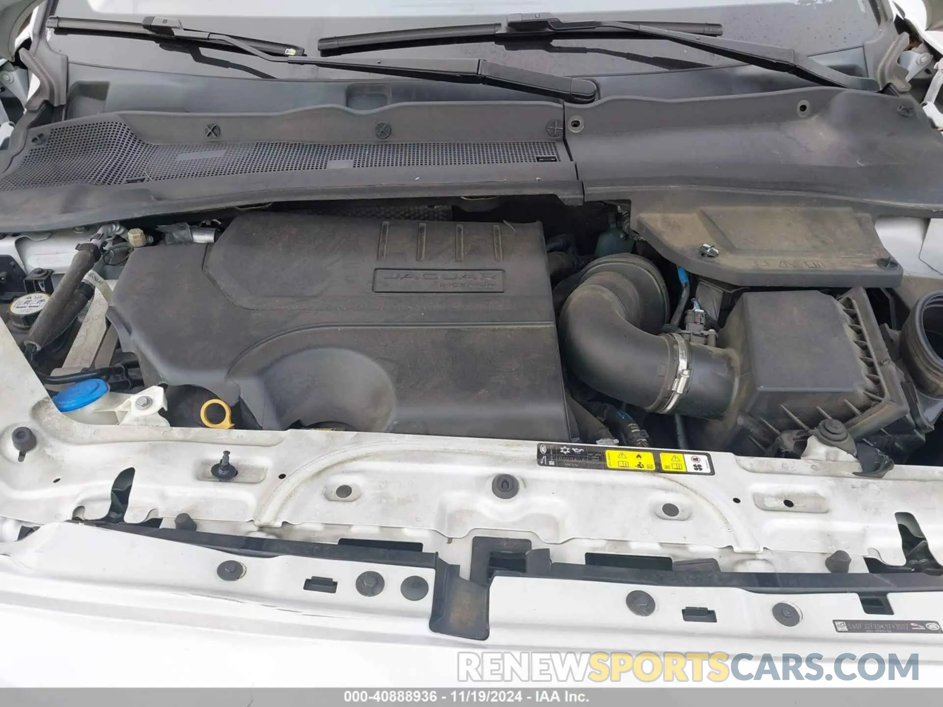 10 Photograph of a damaged car SADFJ2FX9K1Z43027 JAGUAR E-PACE 2019