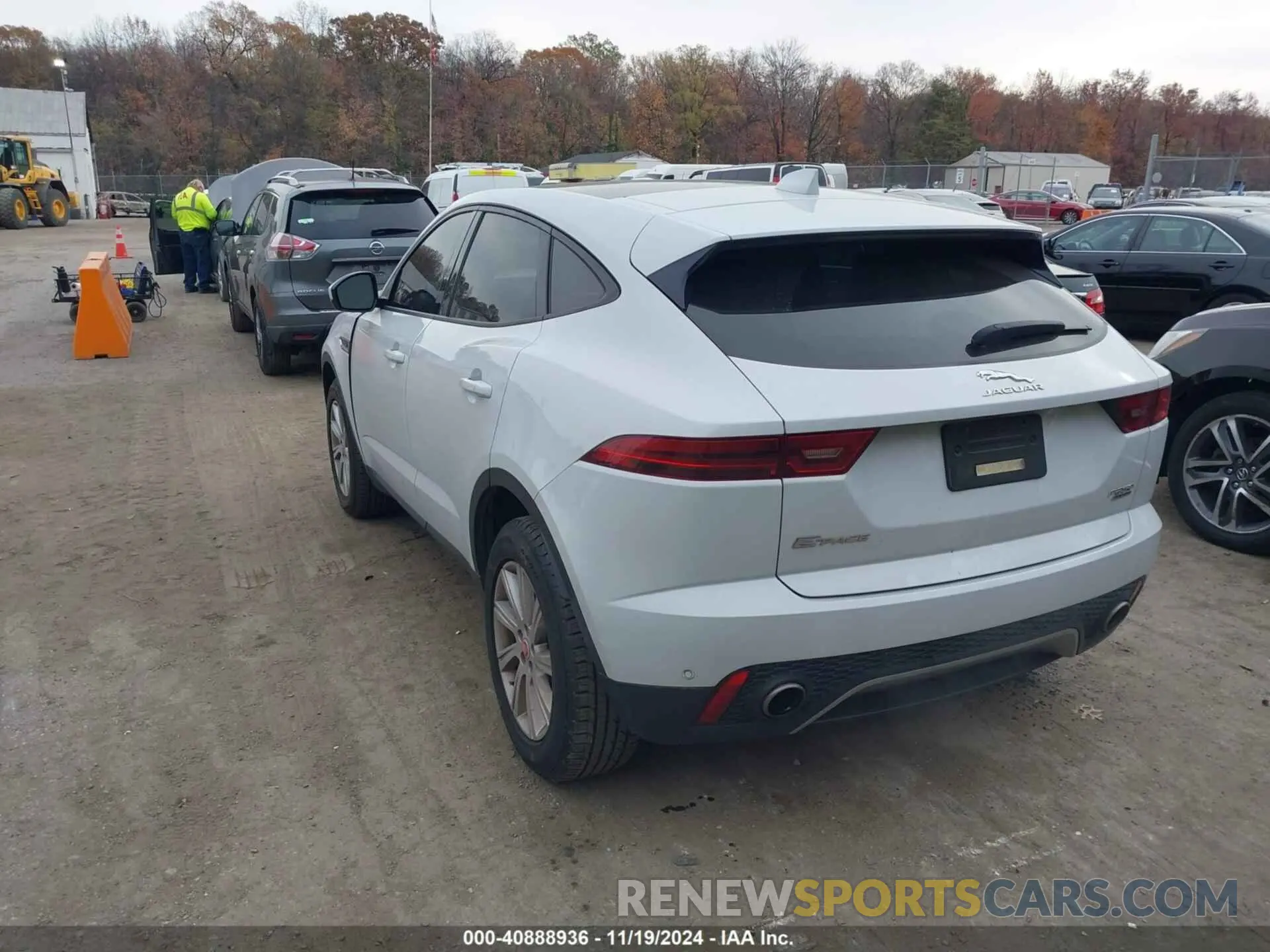 3 Photograph of a damaged car SADFJ2FX9K1Z43027 JAGUAR E-PACE 2019
