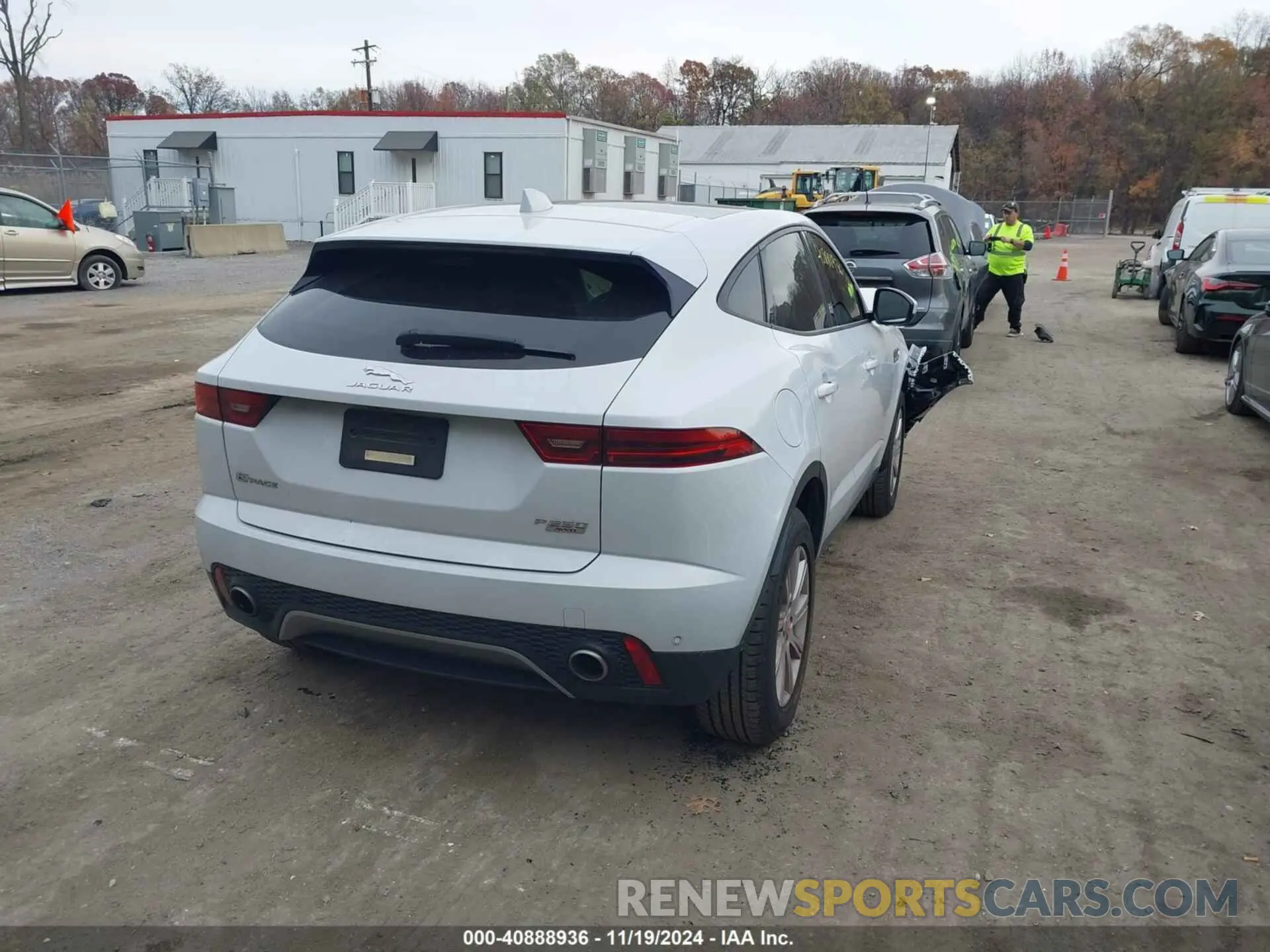 4 Photograph of a damaged car SADFJ2FX9K1Z43027 JAGUAR E-PACE 2019
