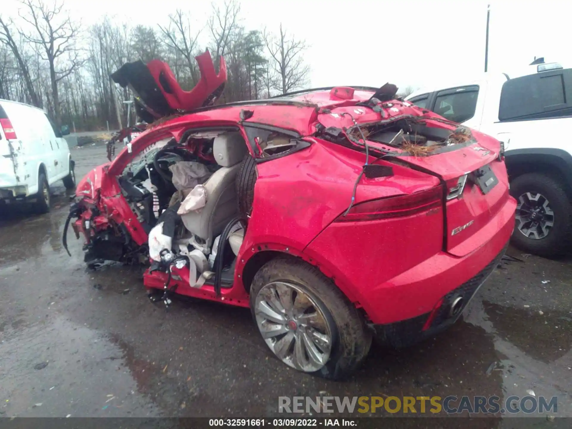 3 Photograph of a damaged car SADFJ2FXXK1Z46339 JAGUAR E-PACE 2019