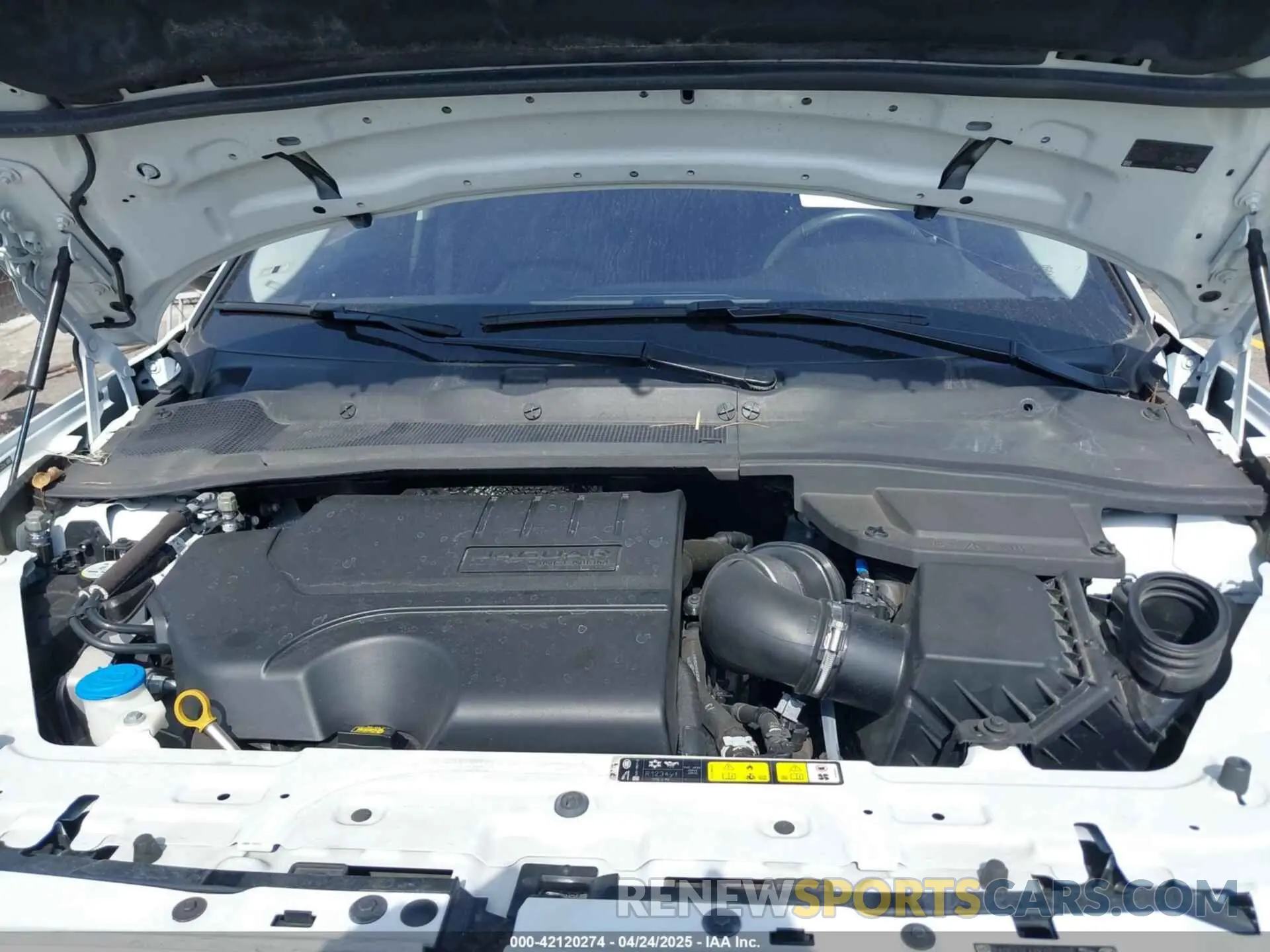 10 Photograph of a damaged car SADFP2FX8K1Z70007 JAGUAR E-PACE 2019