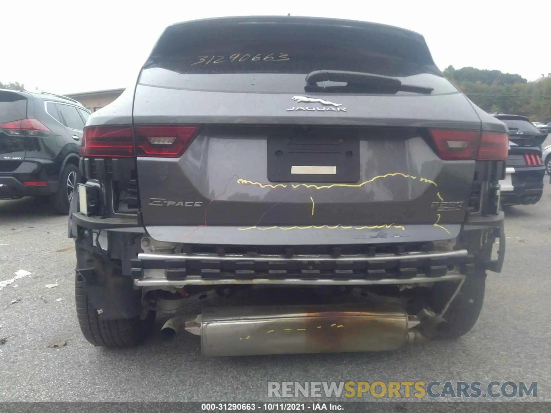 11 Photograph of a damaged car SADF12FX5L1Z76074 JAGUAR E-PACE 2020