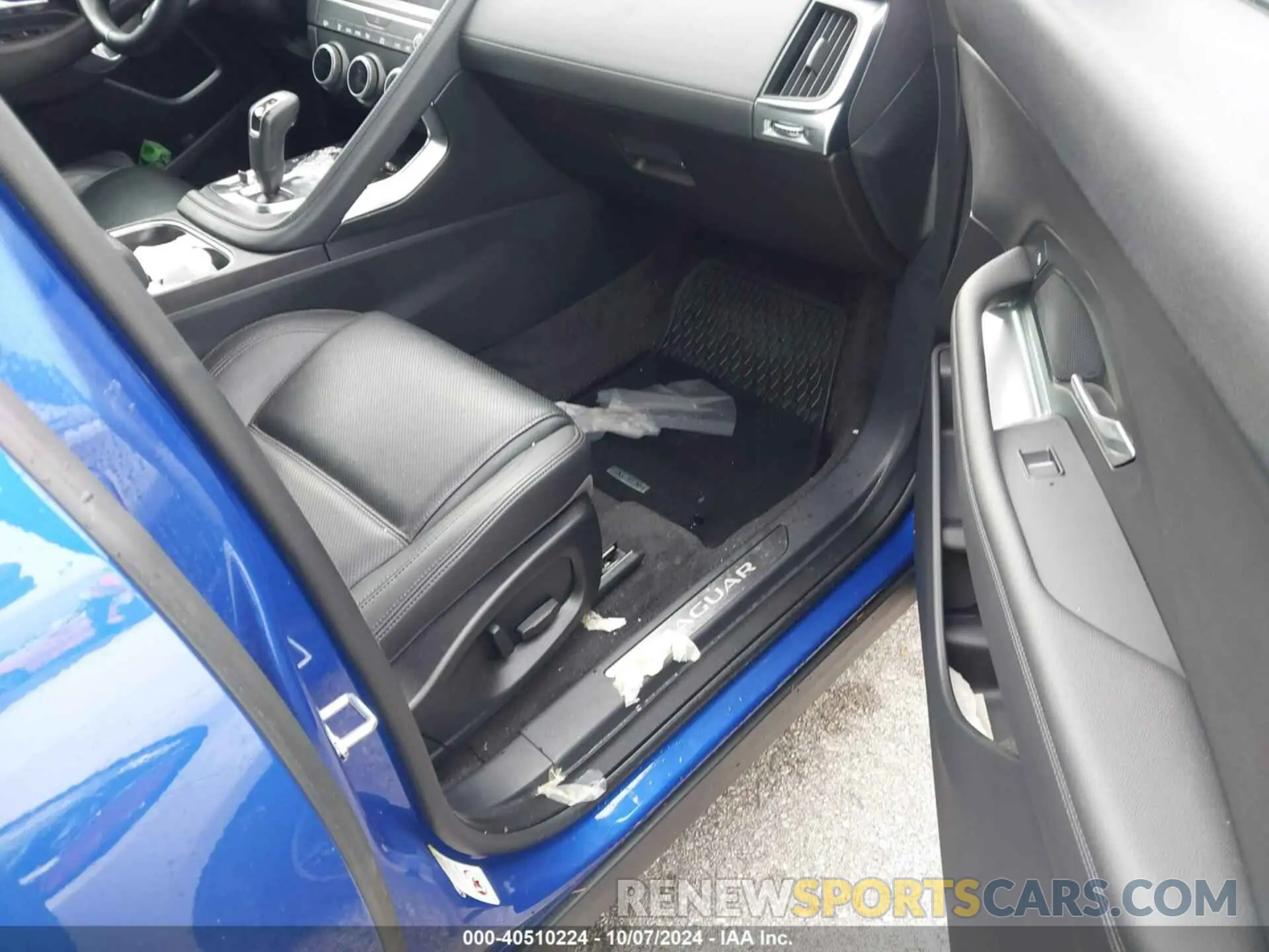 5 Photograph of a damaged car SADFK2FX1L1Z86906 JAGUAR E-PACE 2020
