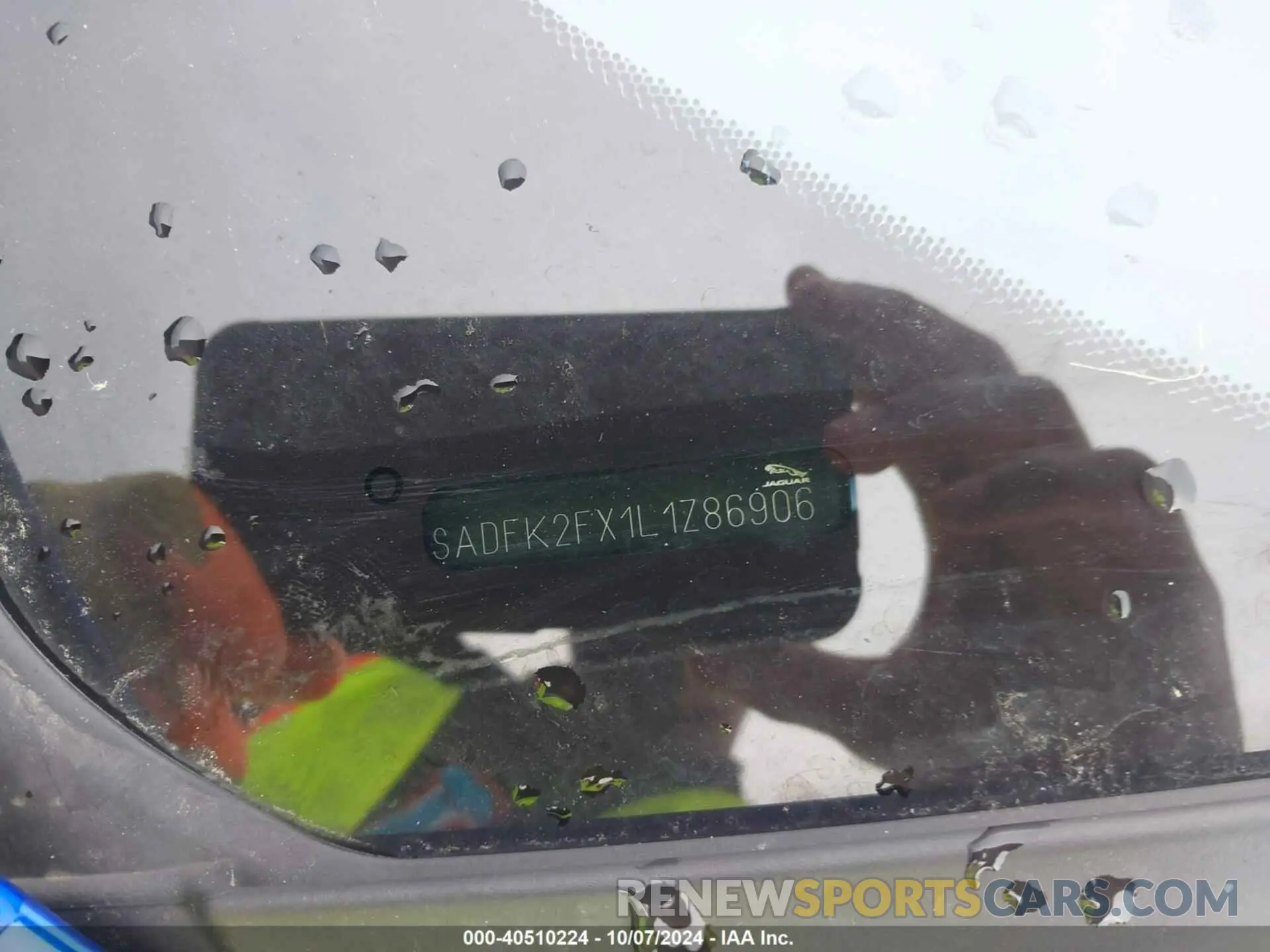 9 Photograph of a damaged car SADFK2FX1L1Z86906 JAGUAR E-PACE 2020