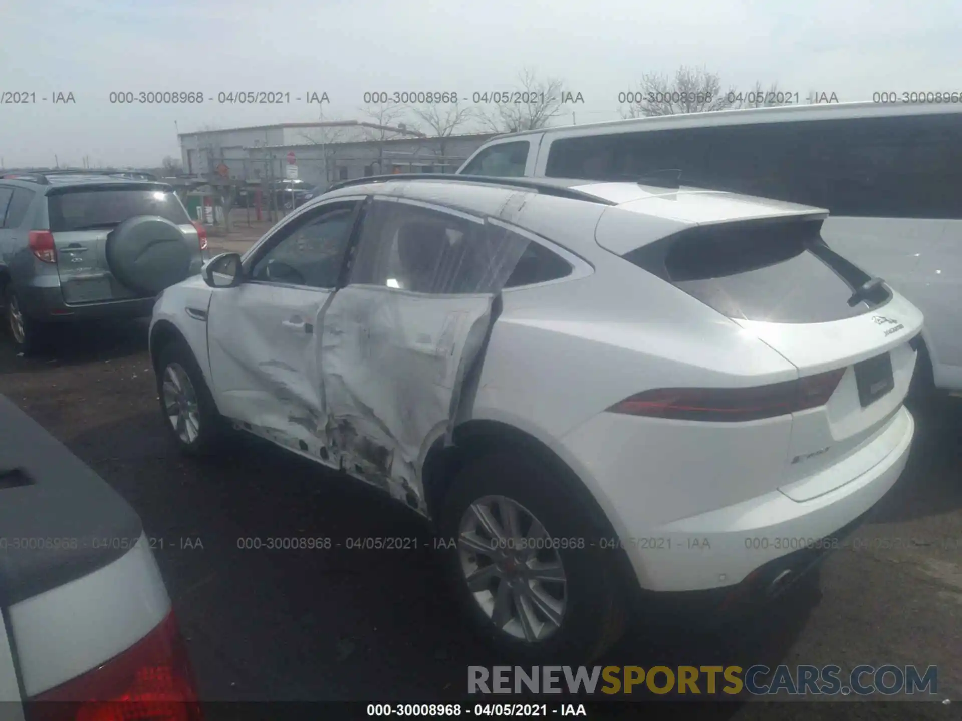 3 Photograph of a damaged car SADFK2FX3L1008388 JAGUAR E-PACE 2020