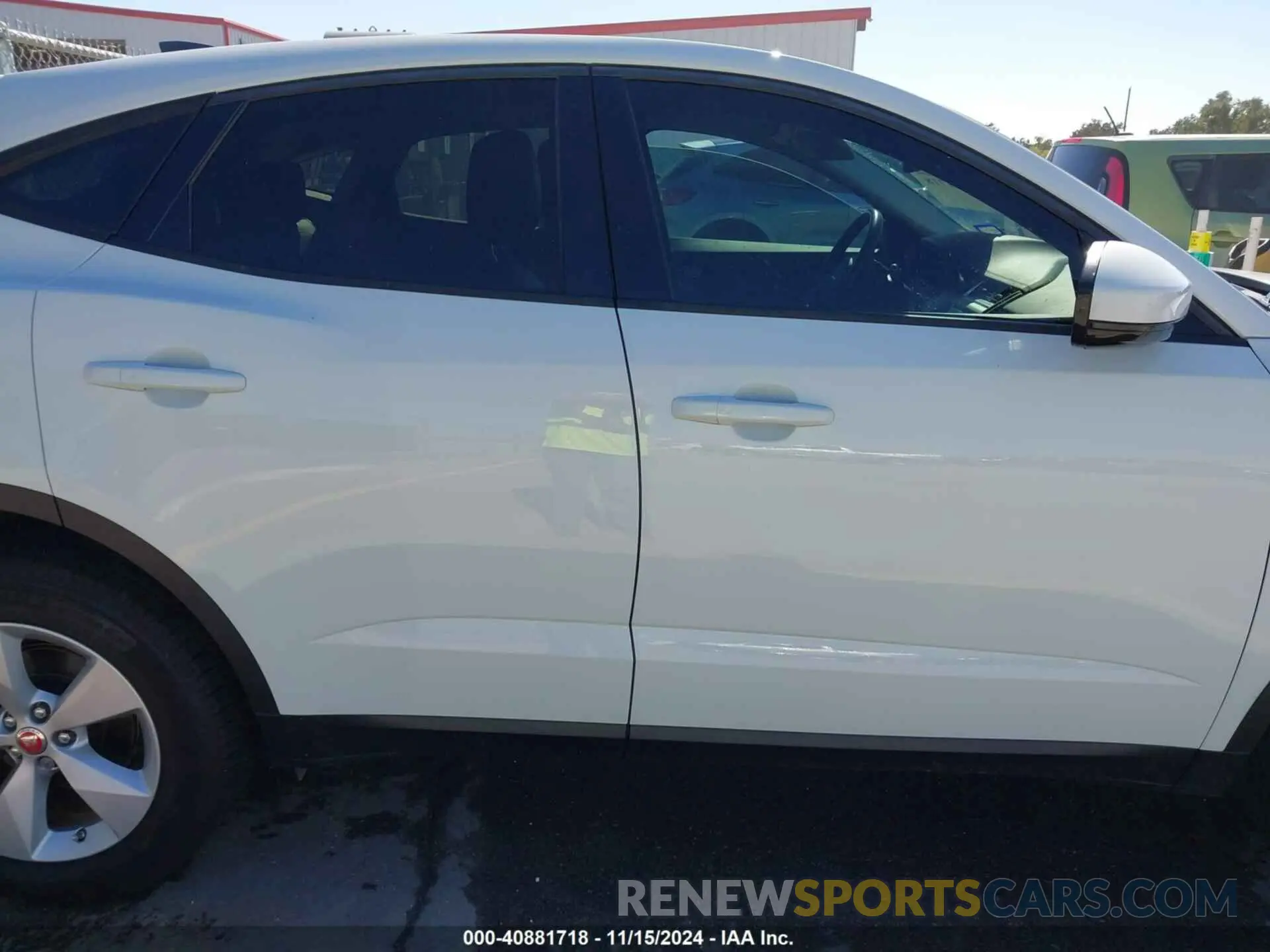 13 Photograph of a damaged car SADFK2FX4L1Z91310 JAGUAR E-PACE 2020