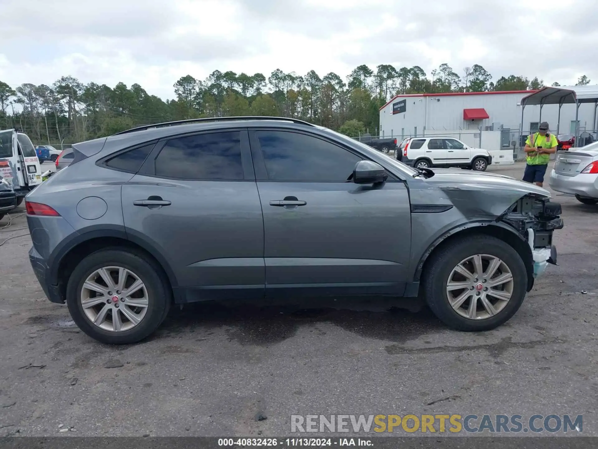 13 Photograph of a damaged car SADFK2FX7L1001234 JAGUAR E-PACE 2020