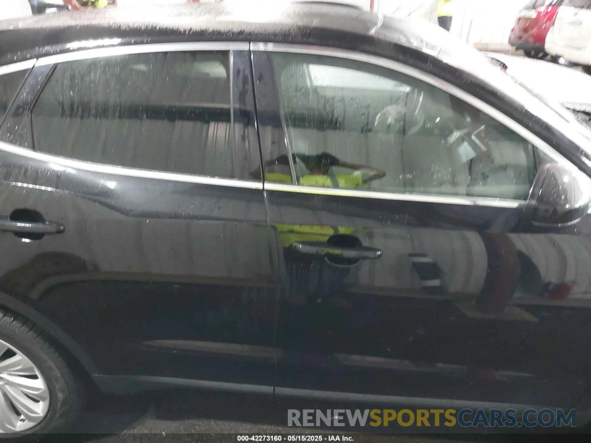 14 Photograph of a damaged car SADFP2FX1L1Z88690 JAGUAR E-PACE 2020