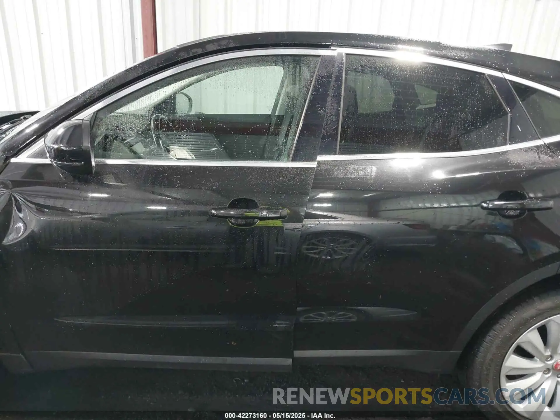 15 Photograph of a damaged car SADFP2FX1L1Z88690 JAGUAR E-PACE 2020