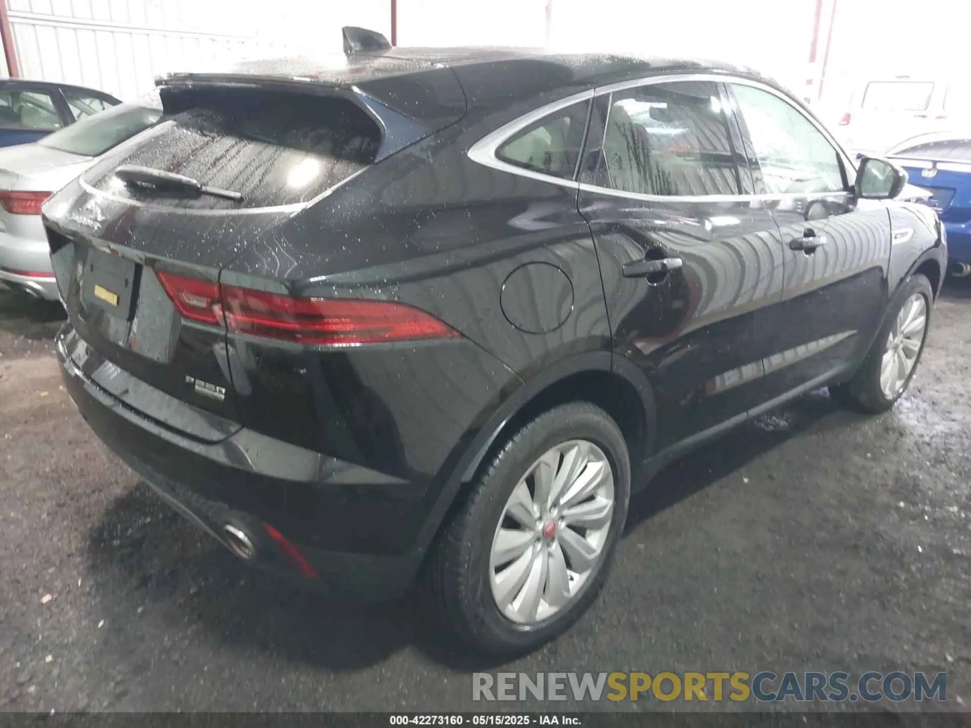 4 Photograph of a damaged car SADFP2FX1L1Z88690 JAGUAR E-PACE 2020