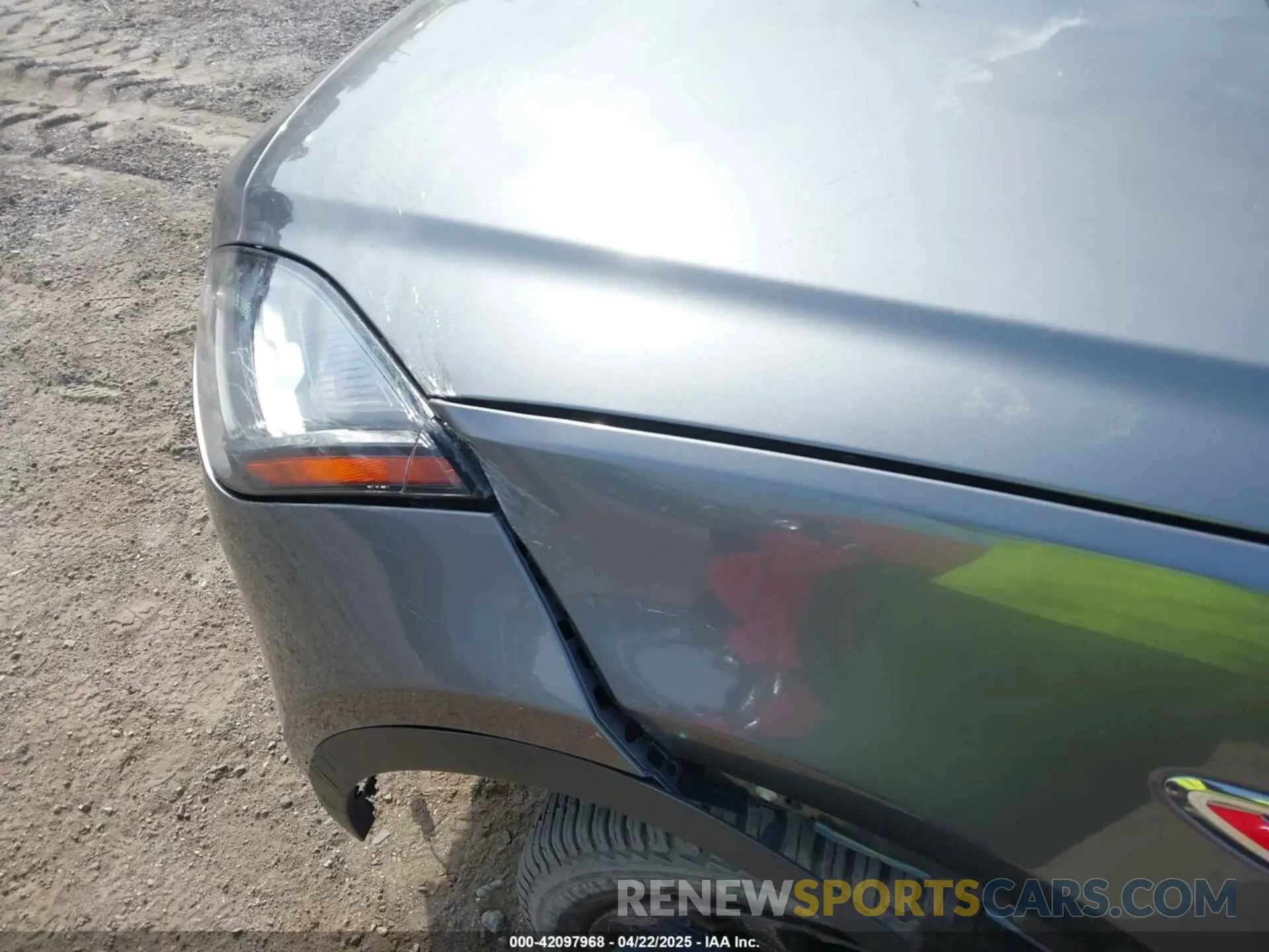 14 Photograph of a damaged car SADFP2FX4L1Z88845 JAGUAR E-PACE 2020
