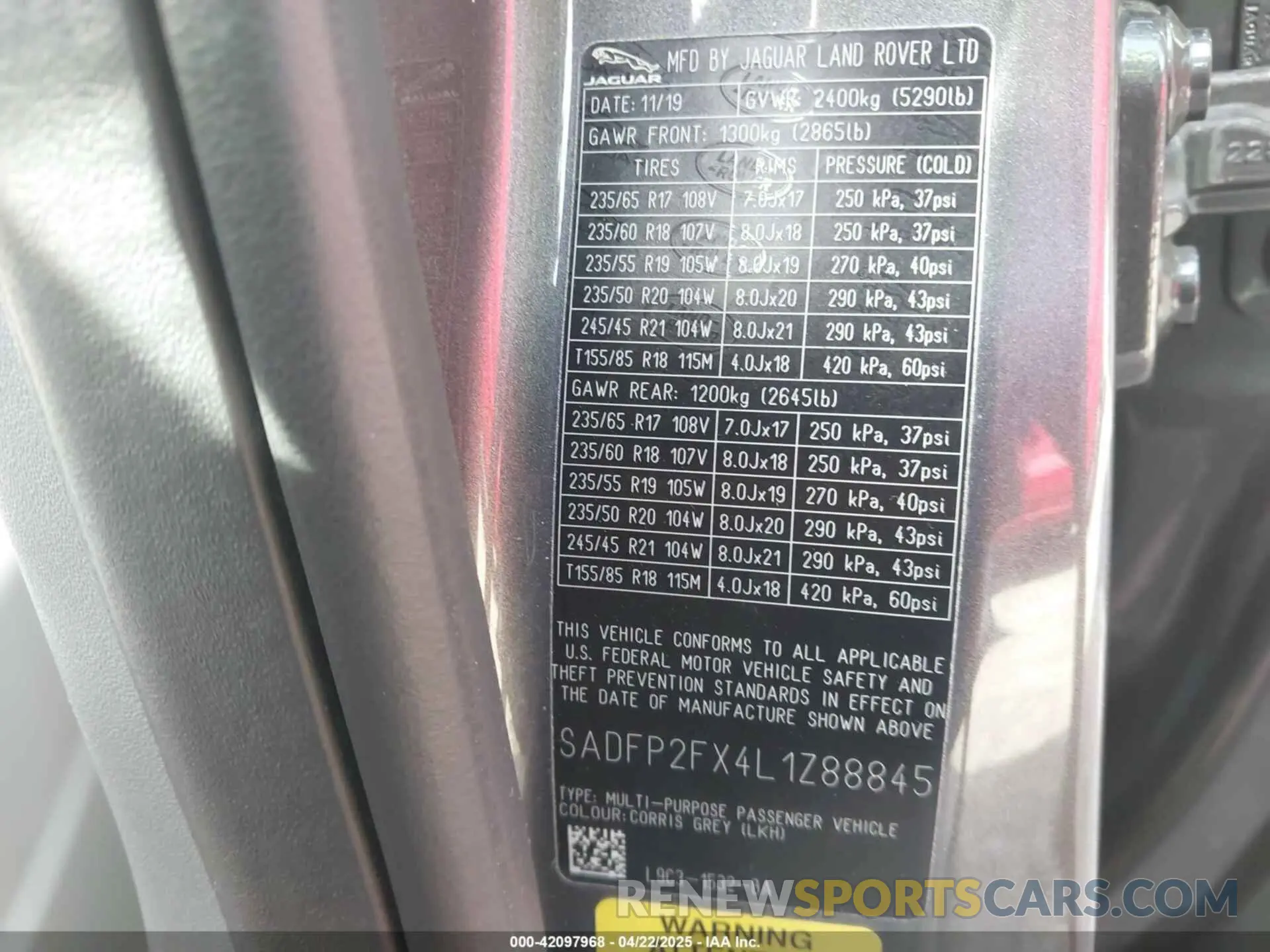 9 Photograph of a damaged car SADFP2FX4L1Z88845 JAGUAR E-PACE 2020