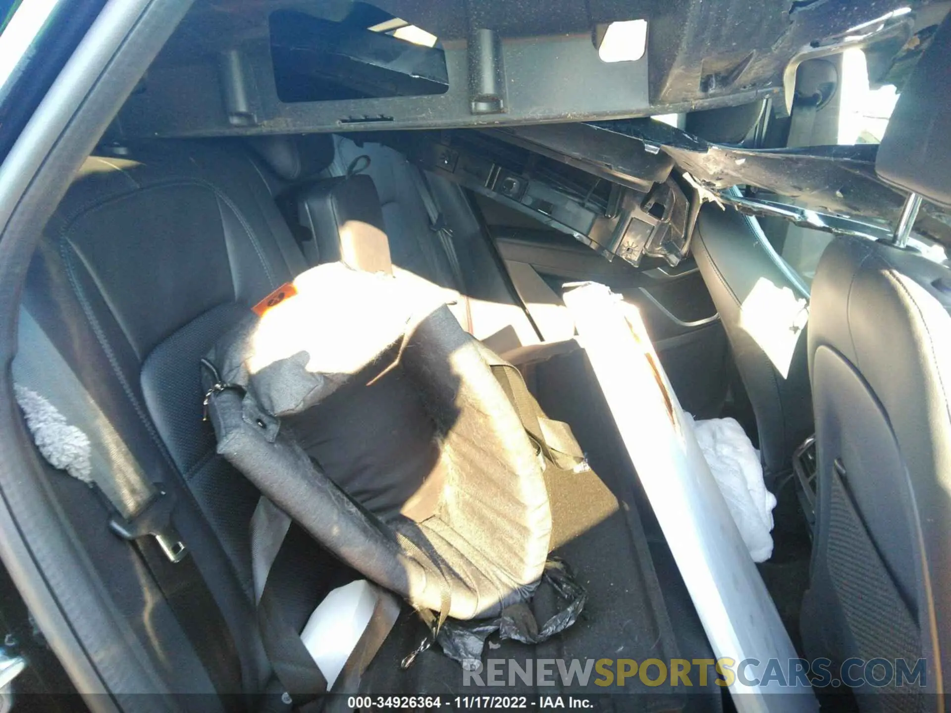 8 Photograph of a damaged car SADFP2FX5L1013240 JAGUAR E-PACE 2020
