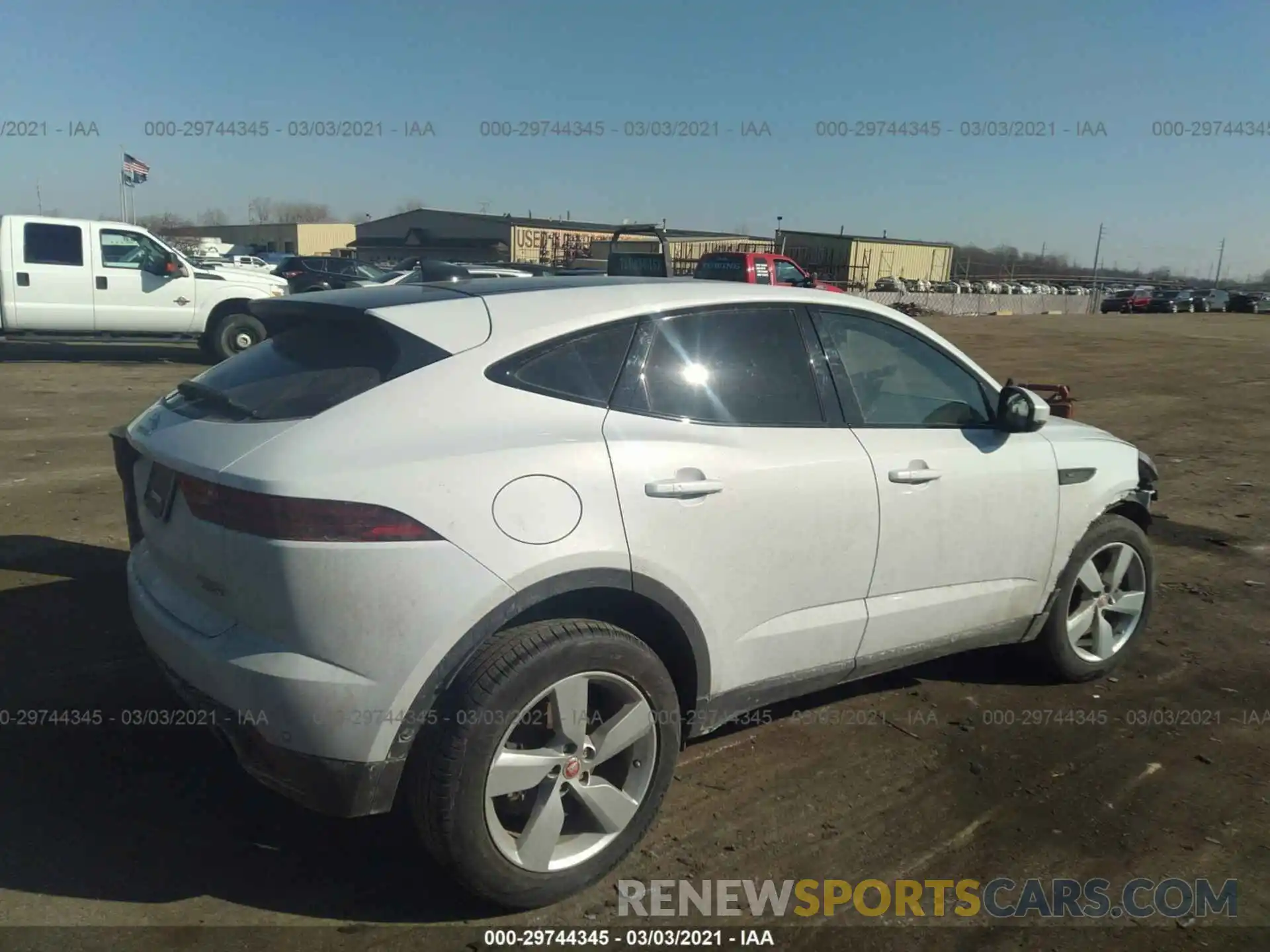 4 Photograph of a damaged car SADFP2FX5L1Z75196 JAGUAR E-PACE 2020