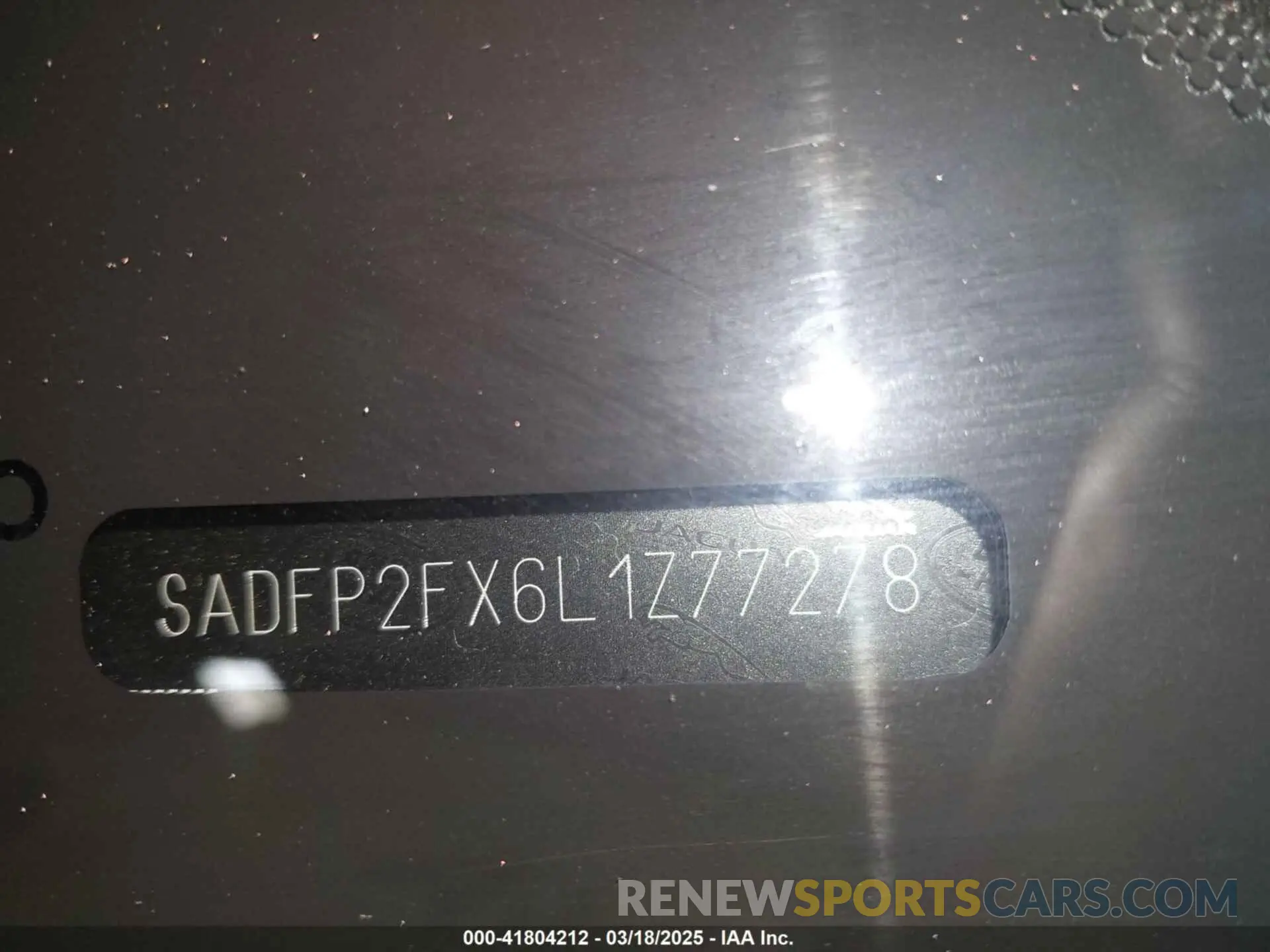 19 Photograph of a damaged car SADFP2FX6L1Z77278 JAGUAR E-PACE 2020