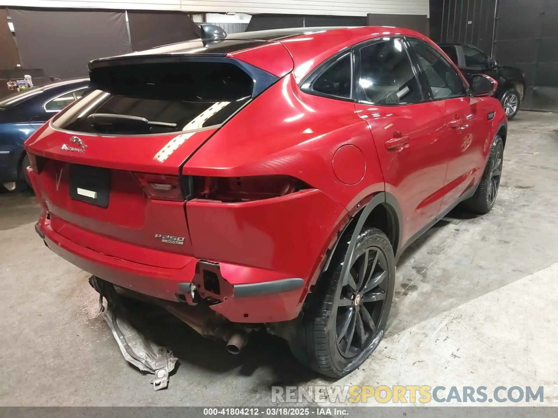 4 Photograph of a damaged car SADFP2FX6L1Z77278 JAGUAR E-PACE 2020