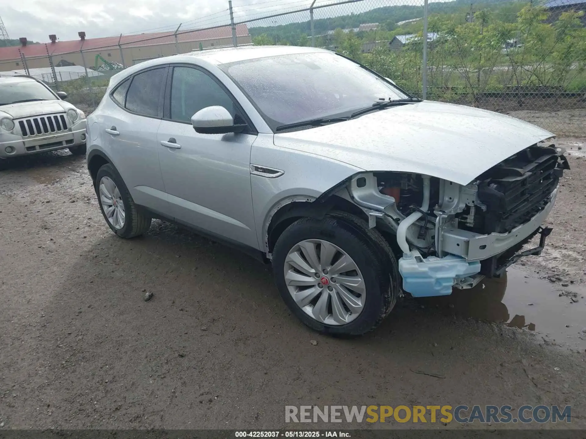 1 Photograph of a damaged car SADFP2FX9L1Z81129 JAGUAR E-PACE 2020