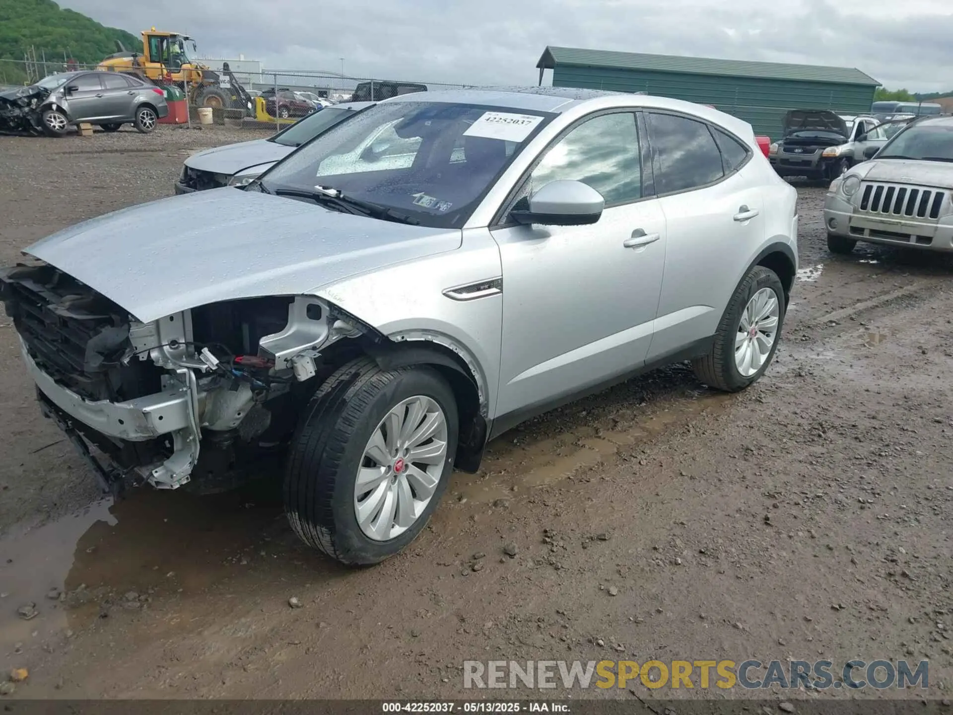 2 Photograph of a damaged car SADFP2FX9L1Z81129 JAGUAR E-PACE 2020