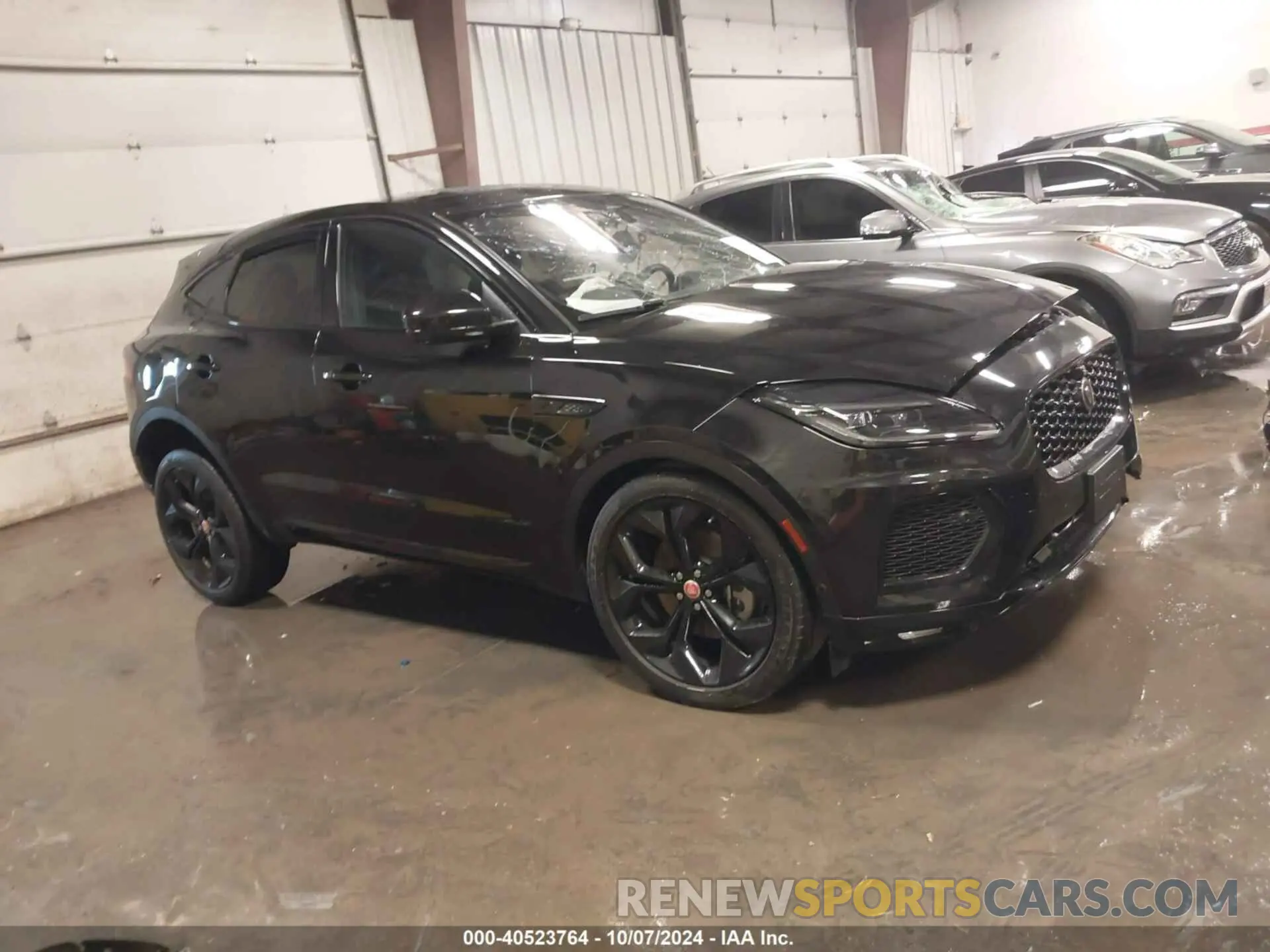 1 Photograph of a damaged car SADF12GX3M1023931 JAGUAR E-PACE 2021