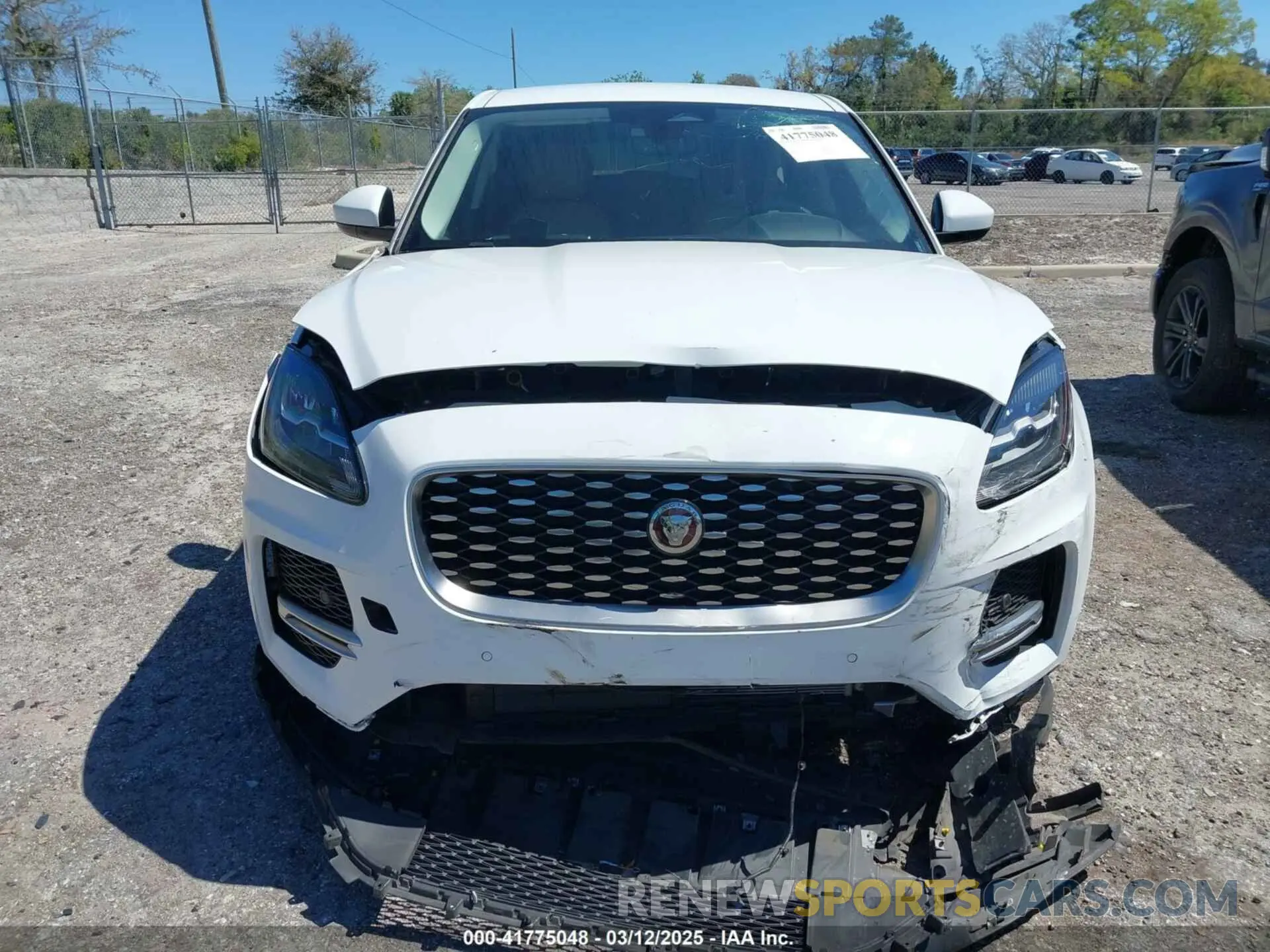 12 Photograph of a damaged car SADFK2FX8N1028364 JAGUAR E-PACE 2022