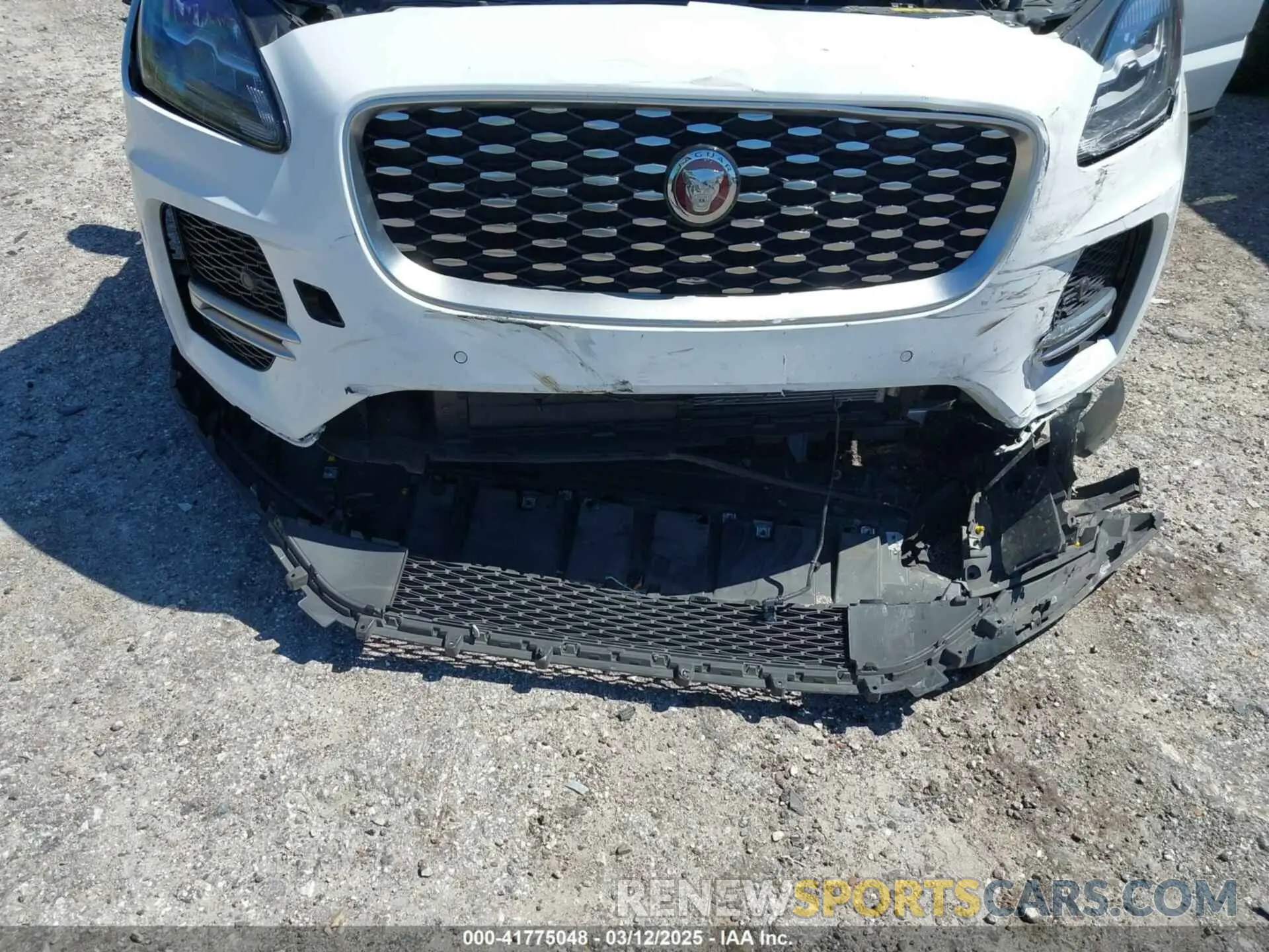 6 Photograph of a damaged car SADFK2FX8N1028364 JAGUAR E-PACE 2022