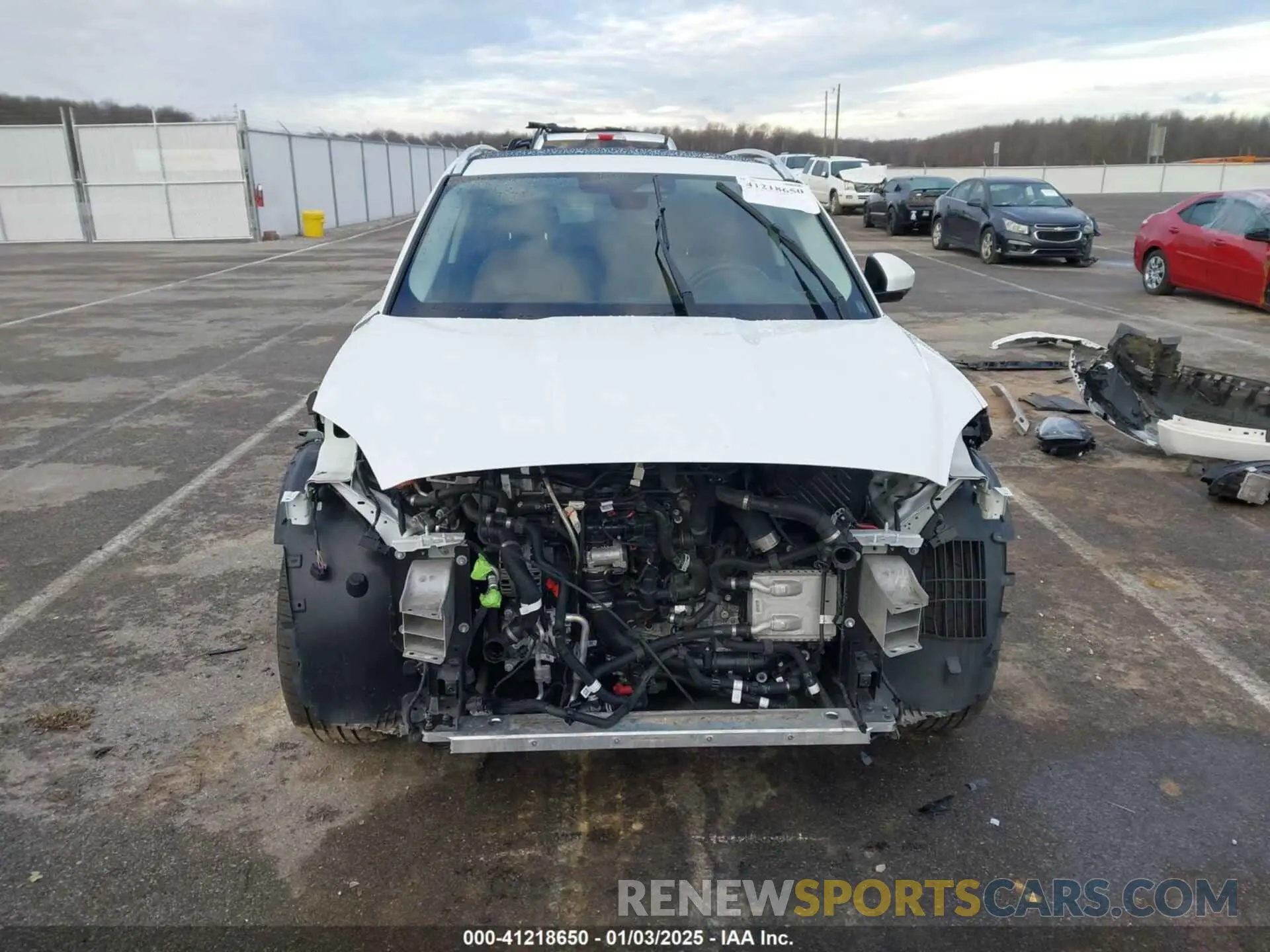 13 Photograph of a damaged car SADFP2FX3N1031142 JAGUAR E-PACE 2022
