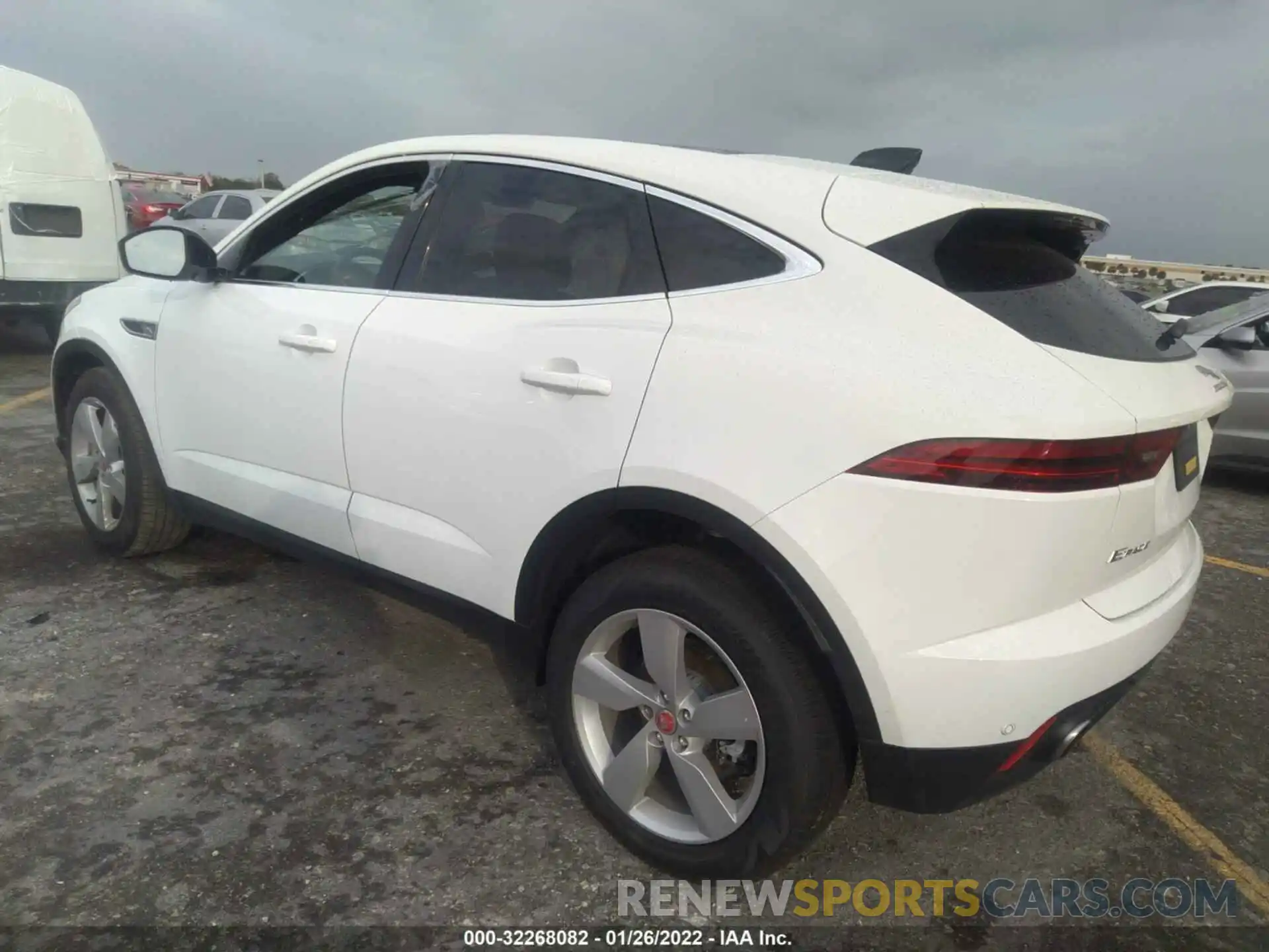 3 Photograph of a damaged car SADFP2FX9N1028858 JAGUAR E-PACE 2022