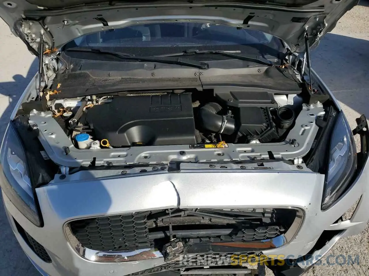 12 Photograph of a damaged car SADFJ2FX8K1Z34688 JAGUAR ETYPE 2019