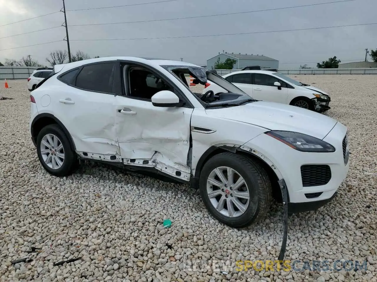 4 Photograph of a damaged car SADFK2FX2L1Z76109 JAGUAR ETYPE 2020