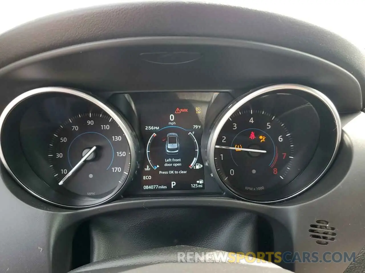 9 Photograph of a damaged car SADCJ2FX3JA275243 JAGUAR F-PACE 2018