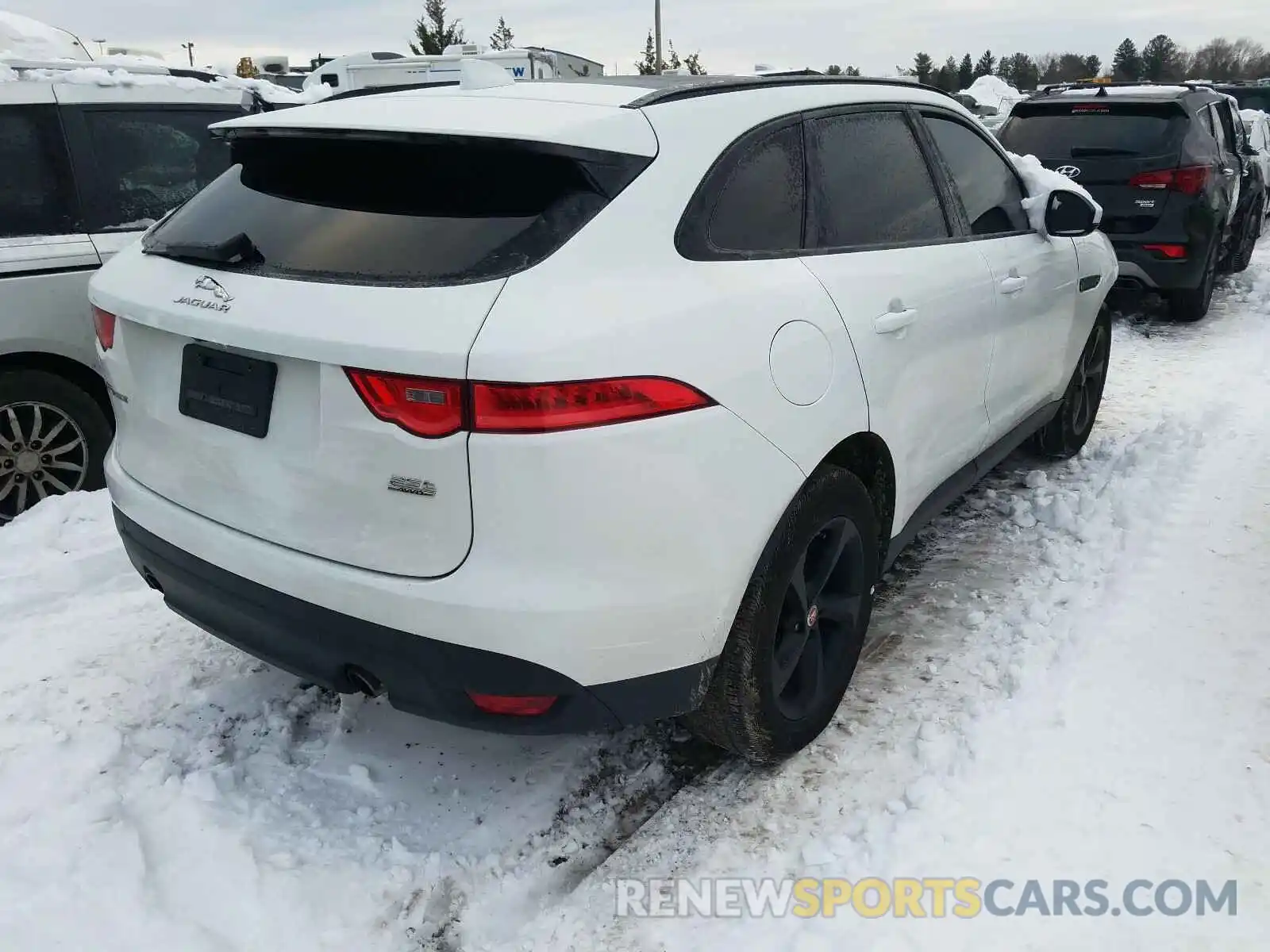 4 Photograph of a damaged car SADCJ2FX0KA601050 JAGUAR F-PACE 2019