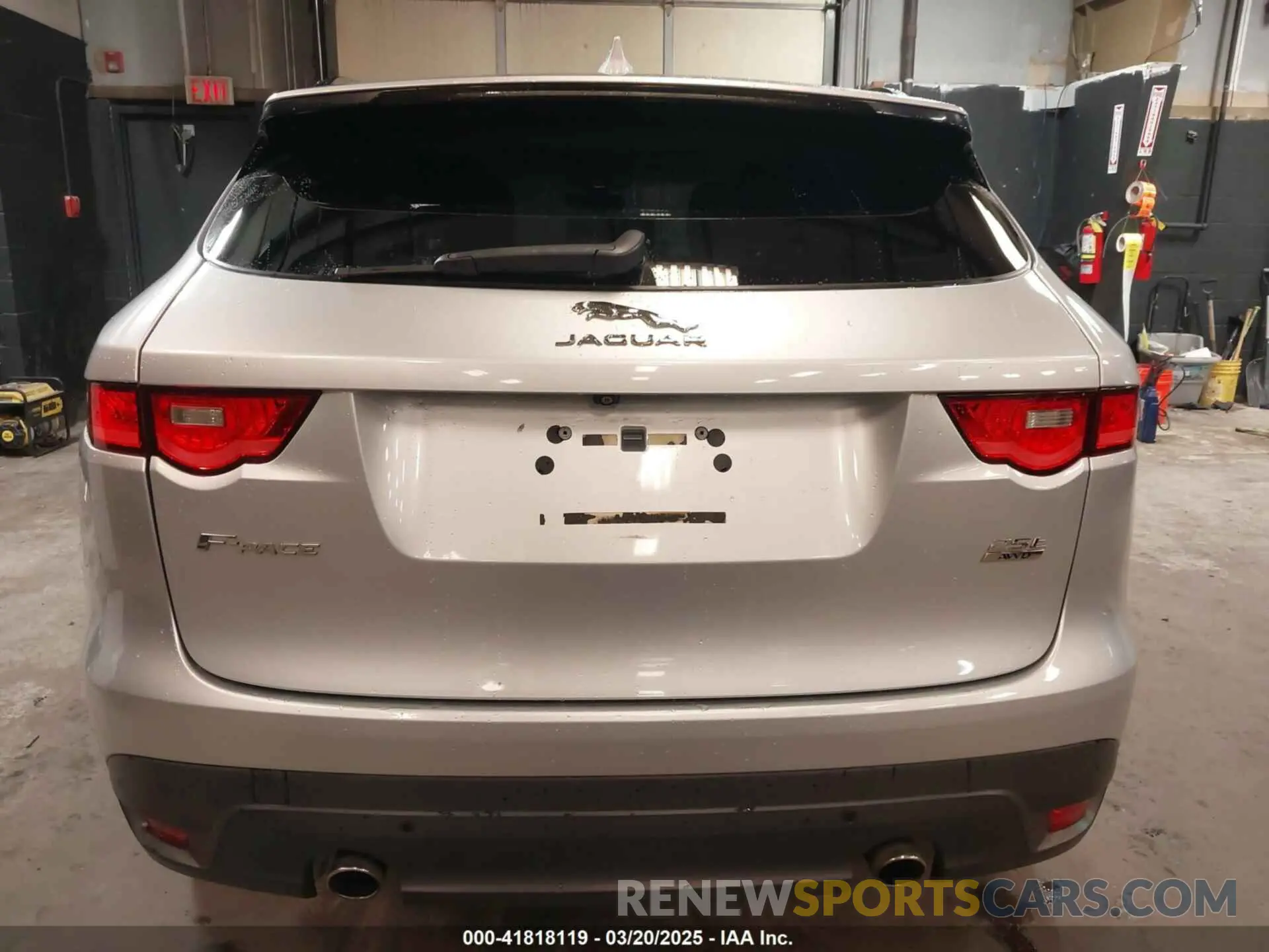 16 Photograph of a damaged car SADCJ2FX2KA610431 JAGUAR F-PACE 2019