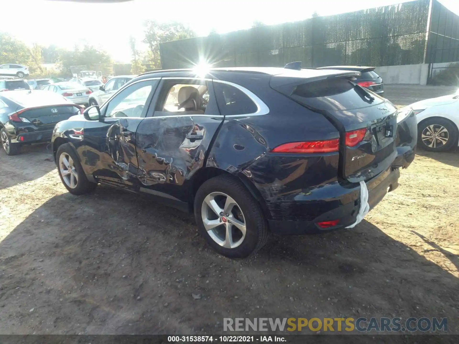 3 Photograph of a damaged car SADCJ2FX3KA601284 JAGUAR F-PACE 2019