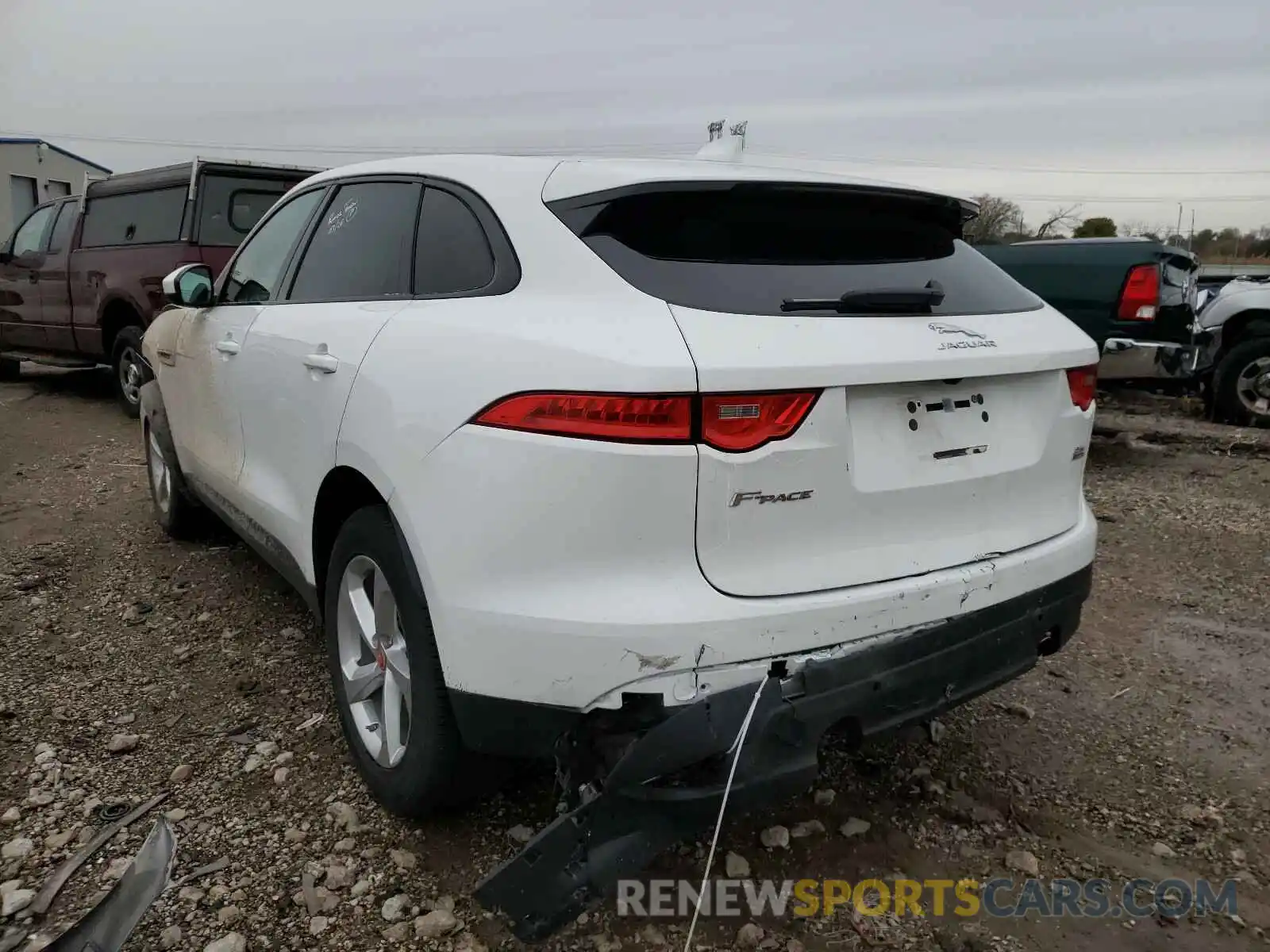 3 Photograph of a damaged car SADCJ2FX3KA601687 JAGUAR F-PACE 2019